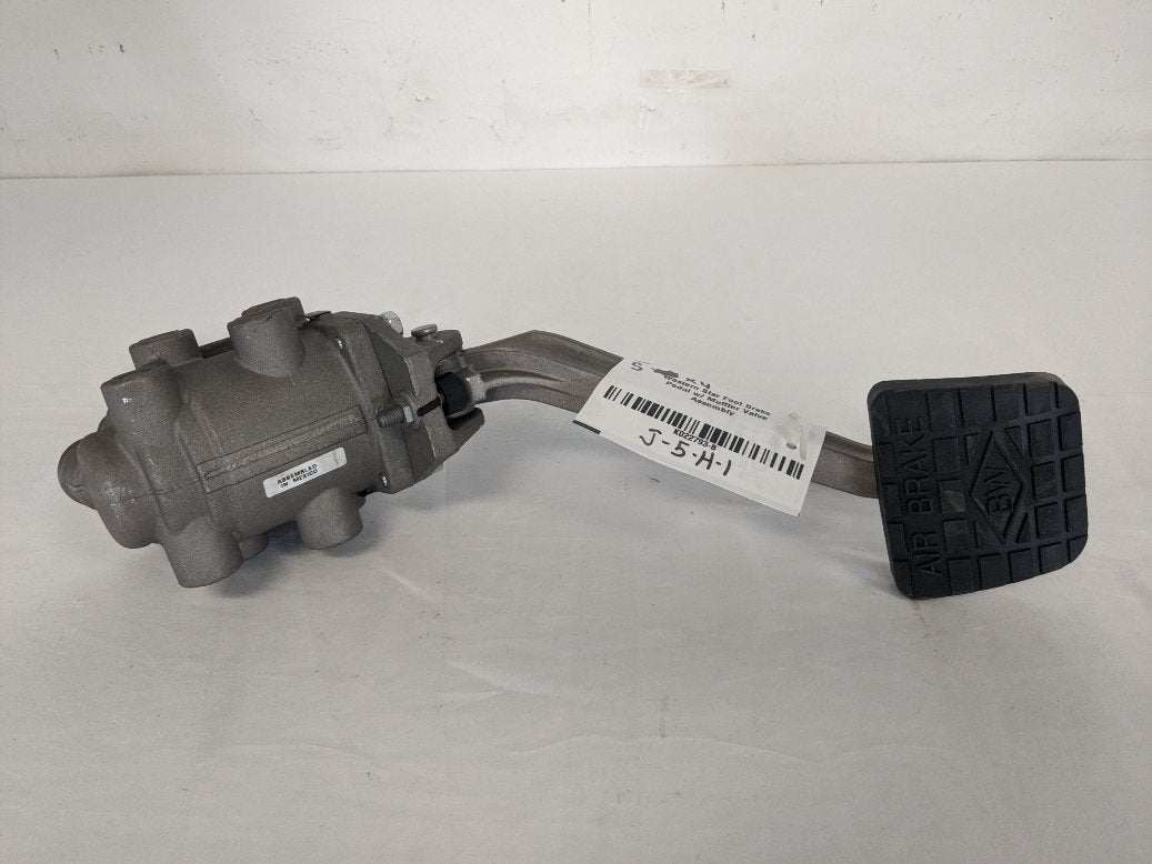 Western Star Foot Brake Pedal w/ Muffler Valve Assembly - P/N  BW K022793 (8478644306236)