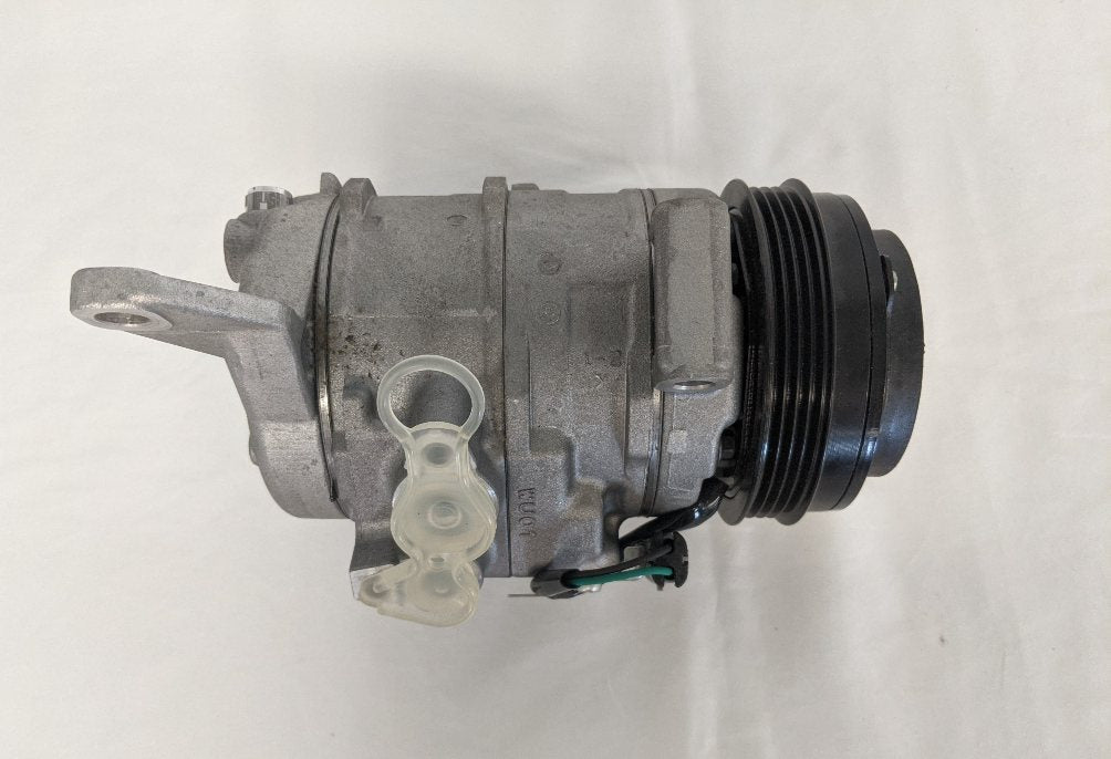 Freightliner Air Conditioning Refrigerant Compressor - P/N  22-69977-000 (8479466815804)