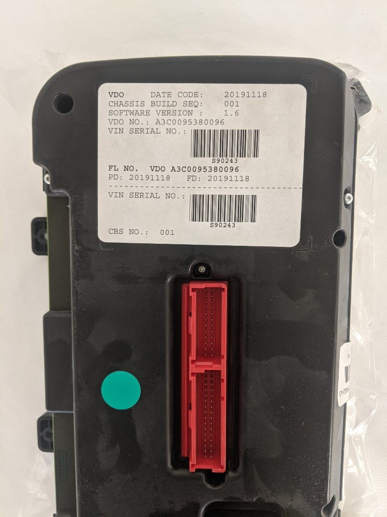 Freightliner Km/hr ICU3S Speedometer & Tach Cluster - P/N  VDO A3C0095380096 (8509189030204)