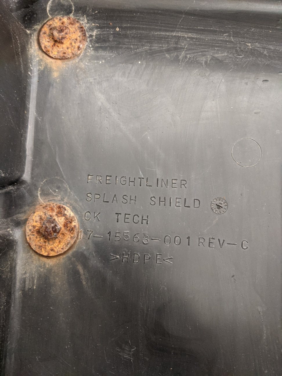 Used Freightliner RH Hood Mounted Splash Shield - P/N: 17-15563-001 (8553984819516)