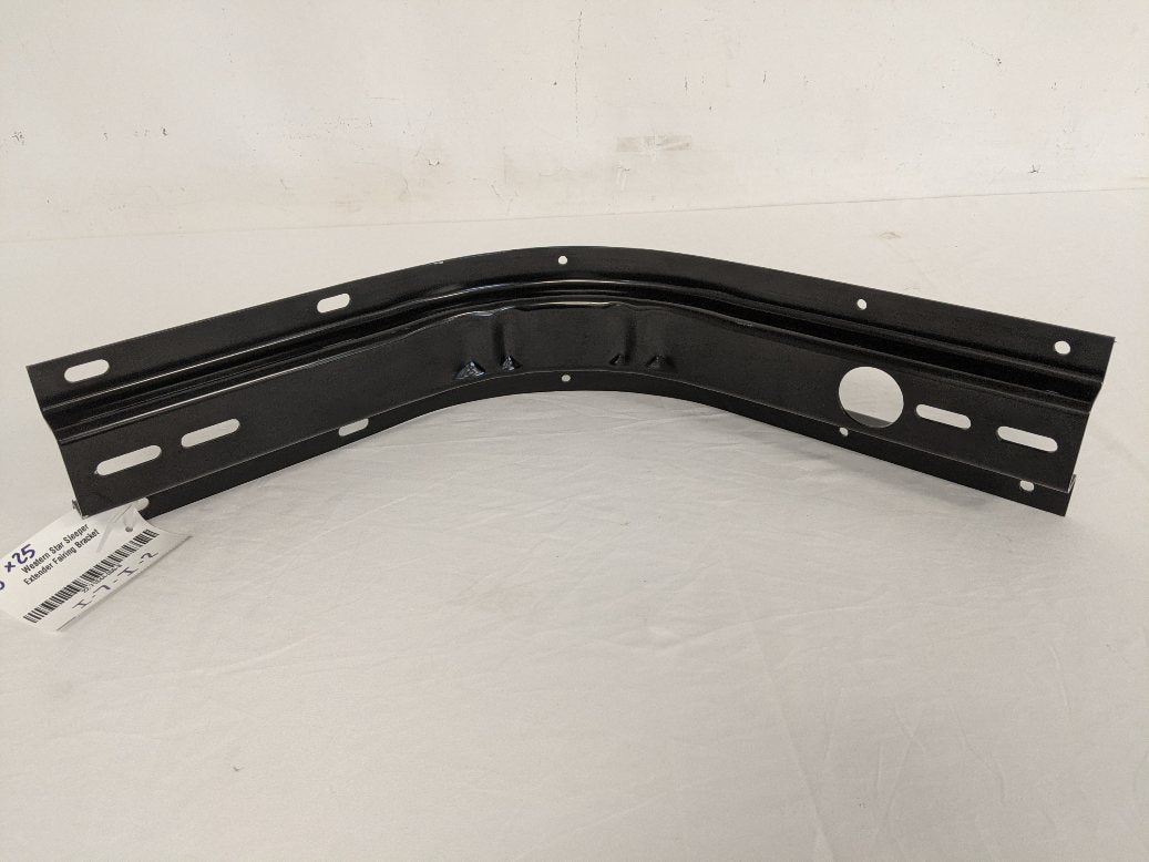 Western Star Sleeper Extender Fairing Bracket - P/N  22-71644-000 (8632843796796)