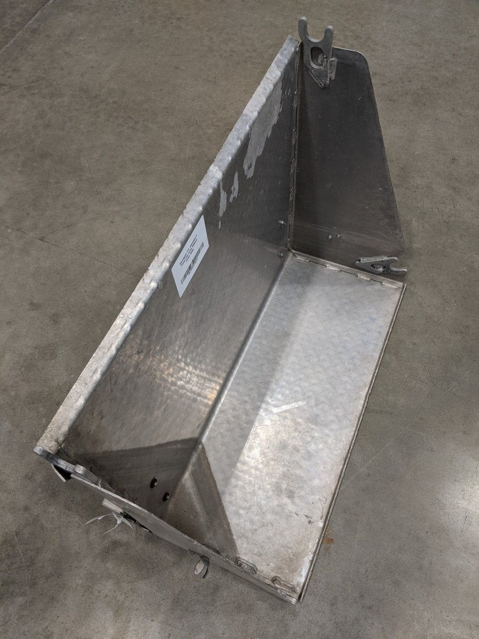 Damaged FTL Standard 2 Tread Cab Entry Battery Cover Assy. - P/N A06-69208-000 (8753851072828)