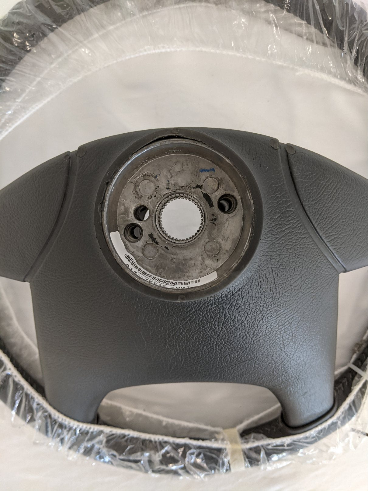 Freightliner 18 Inch Leather Steering Wheel Assy - P/N A14-12612-003