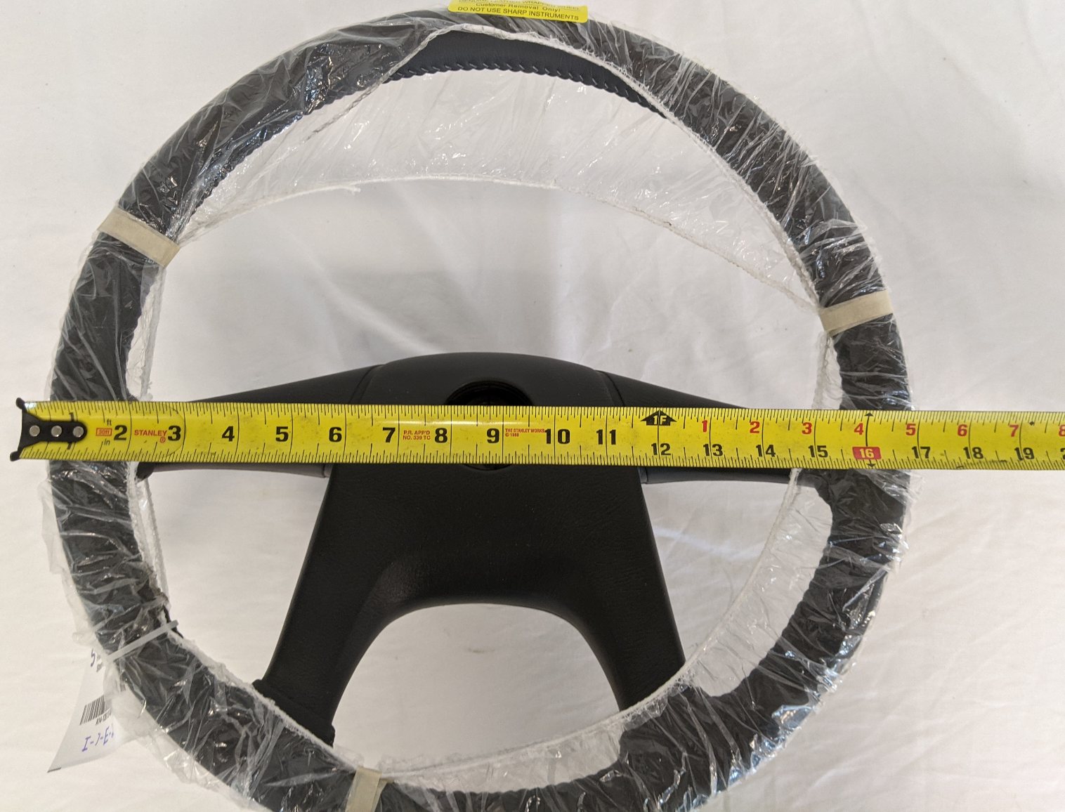 Freightliner 18 Inch Leather Steering Wheel Assembly - P/N  A14-12612-003 (8704000459068)