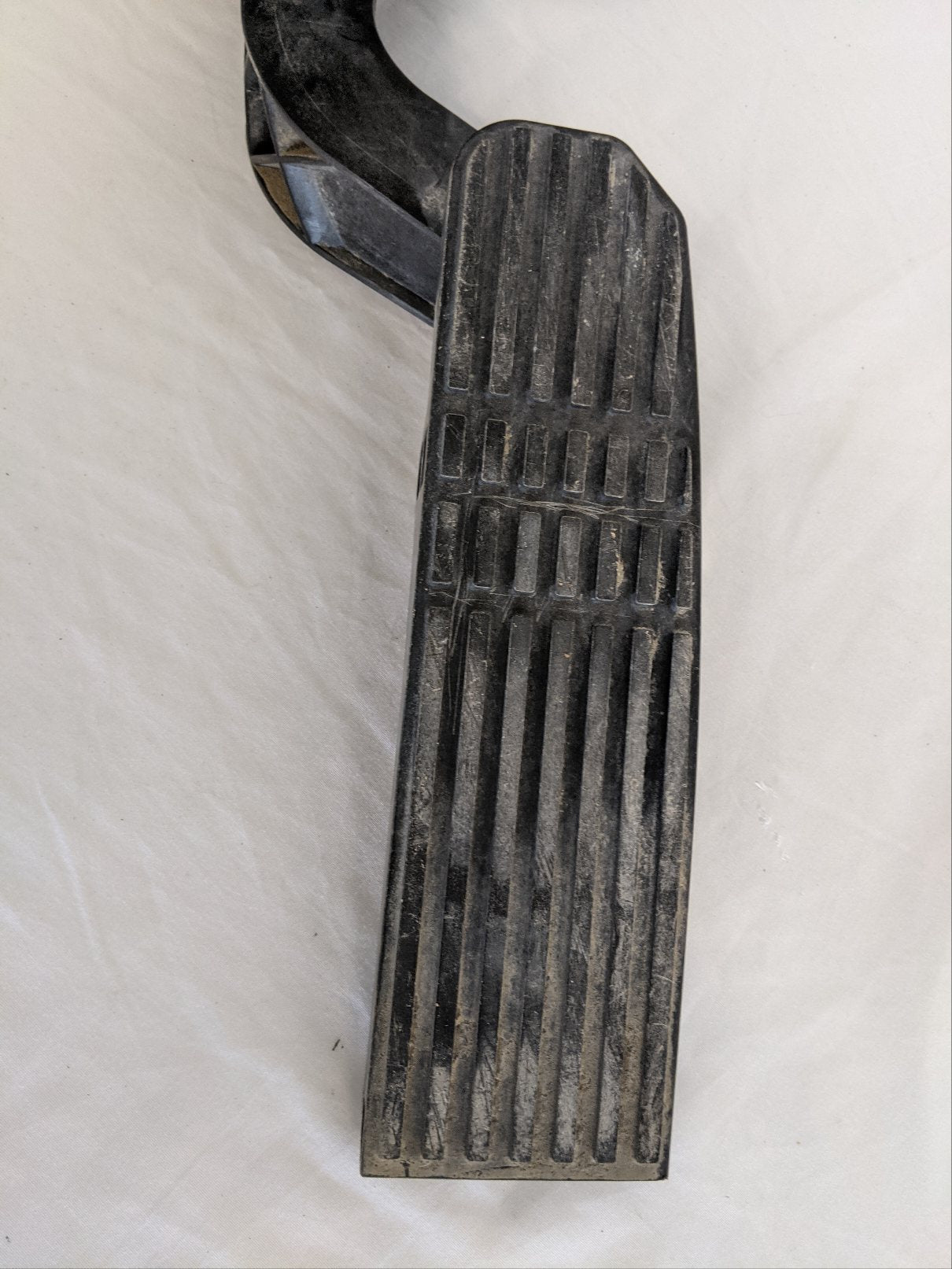 Used Freightliner Dual APS Accelerator Pedal - P/N  A01-32622-001 (8704494240060)