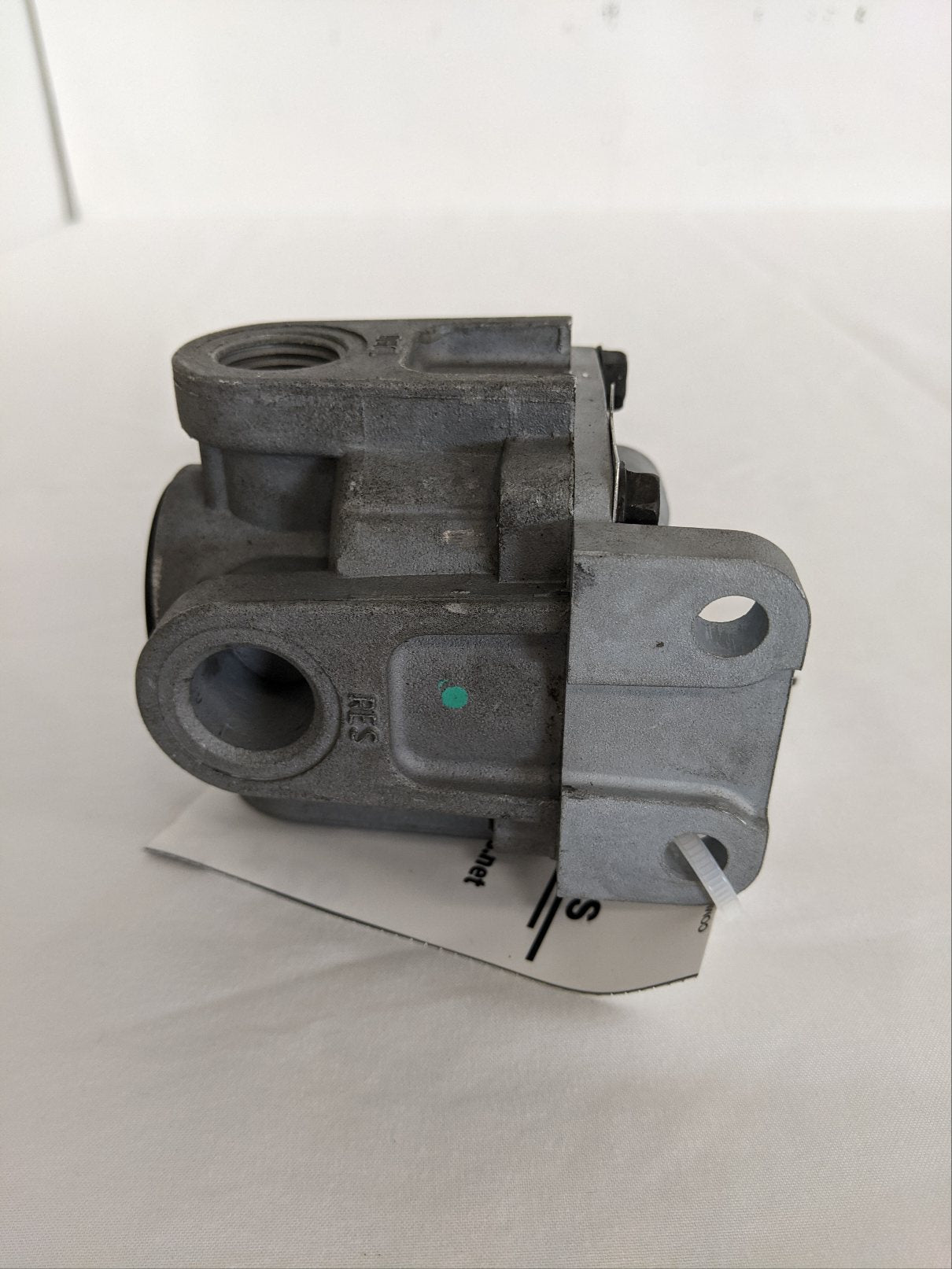 Haldex Parking Break Relay Release Valve - P/N: WWS 72201-3412 (8799988351292)