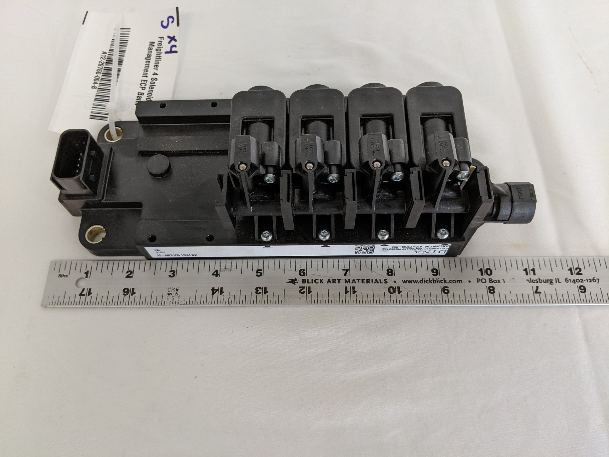 Freightliner 4 Solenoid Air Management ECP Bank - P/N: A12-29760-004 (8799893487932)