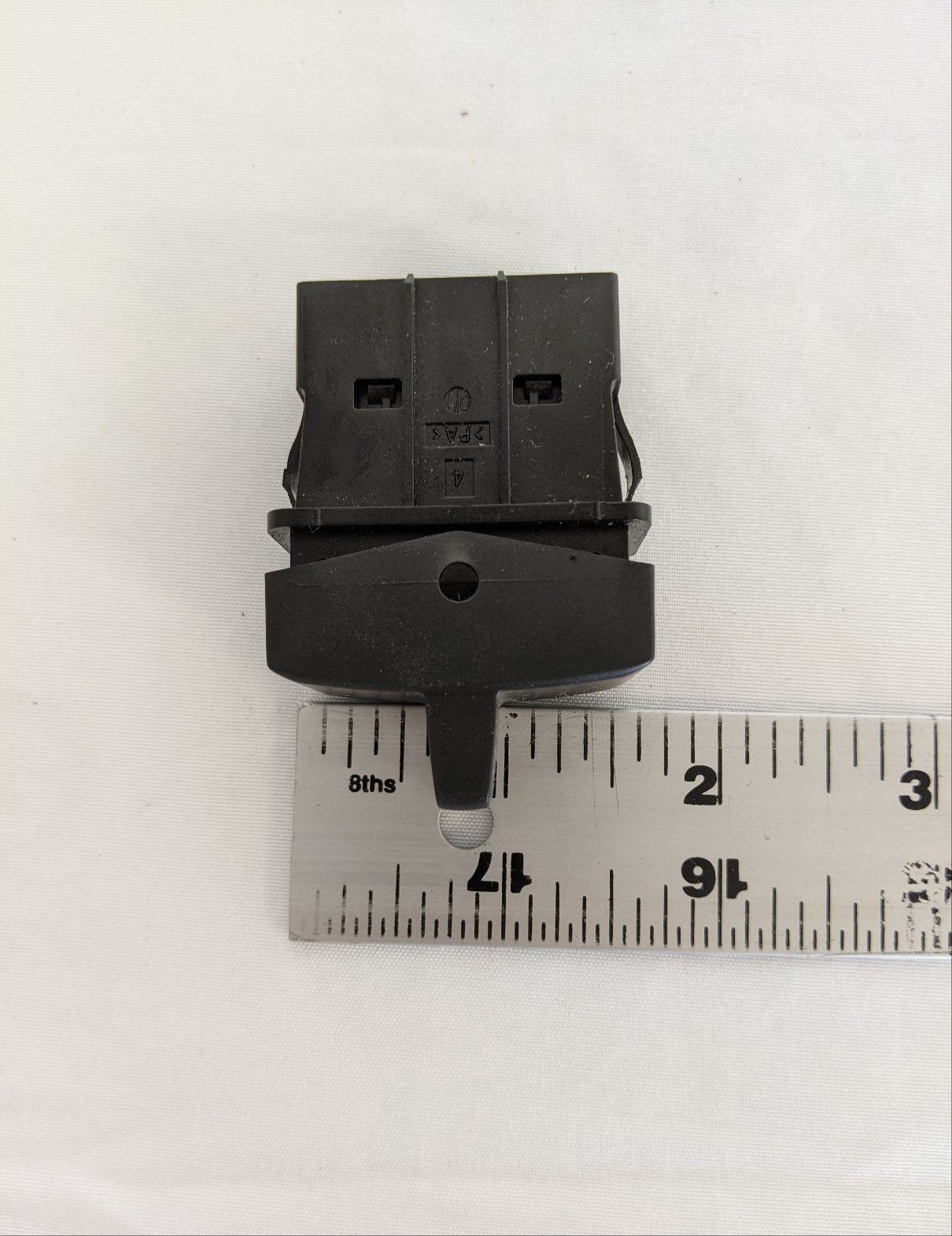 Freightliner Blank 19 Latch MSF Rocker Switch - P/N  A66-07493-018 (8827001700668)