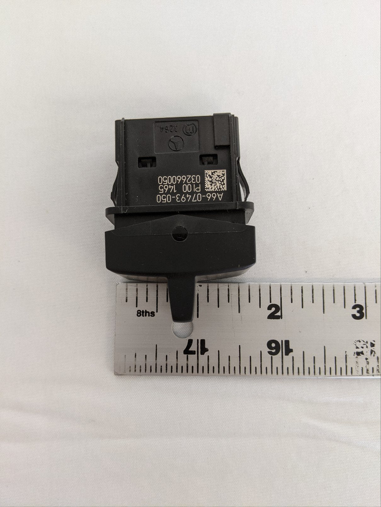 Freightliner Blank LAT / LAT-03  MSF, MUX Rocker Switch - P/N  A66-07493-050 (8827001864508)