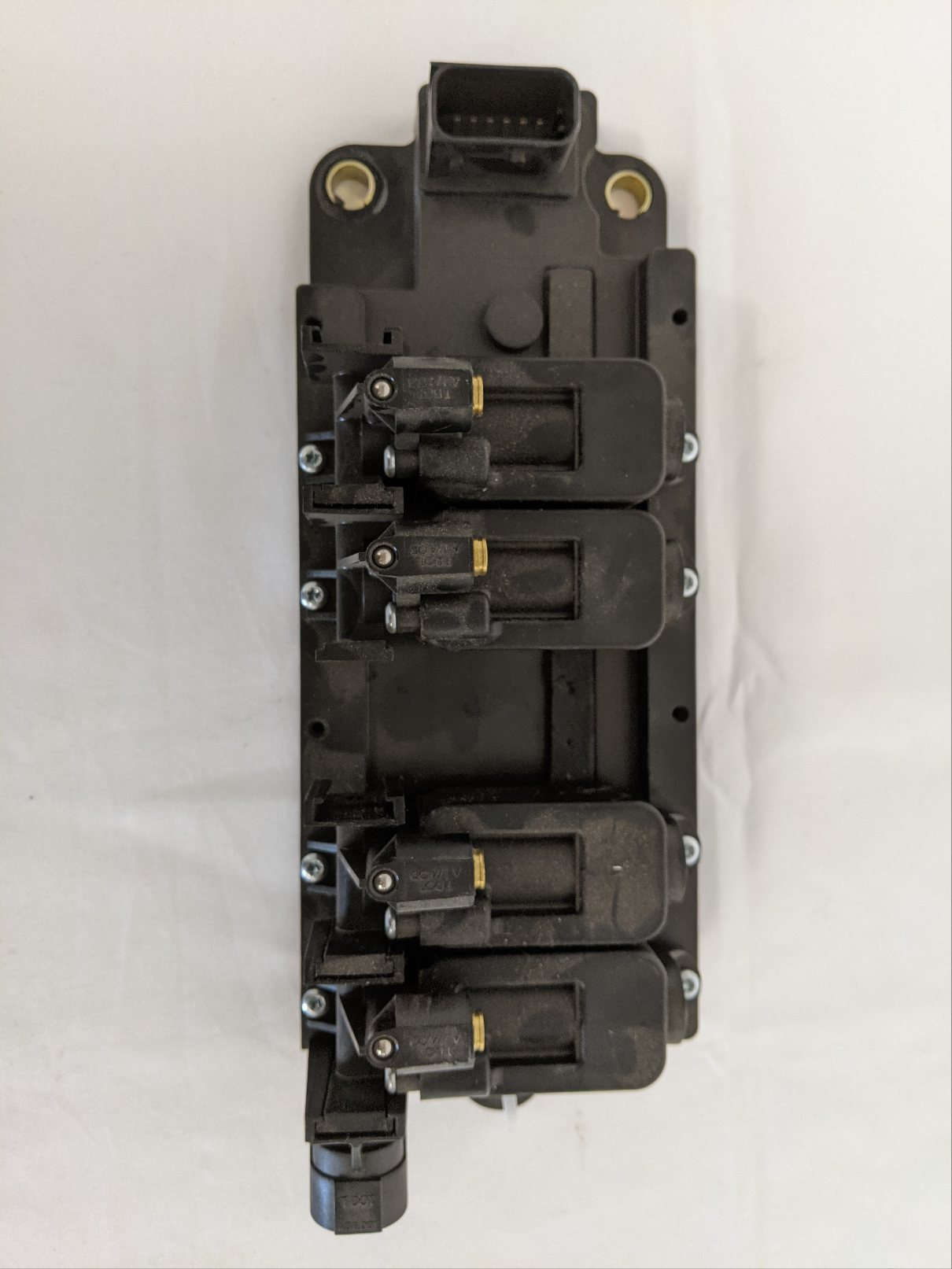 Missing Valve* DTNA Air Management ECP Bank - P/N A12-32241-005
