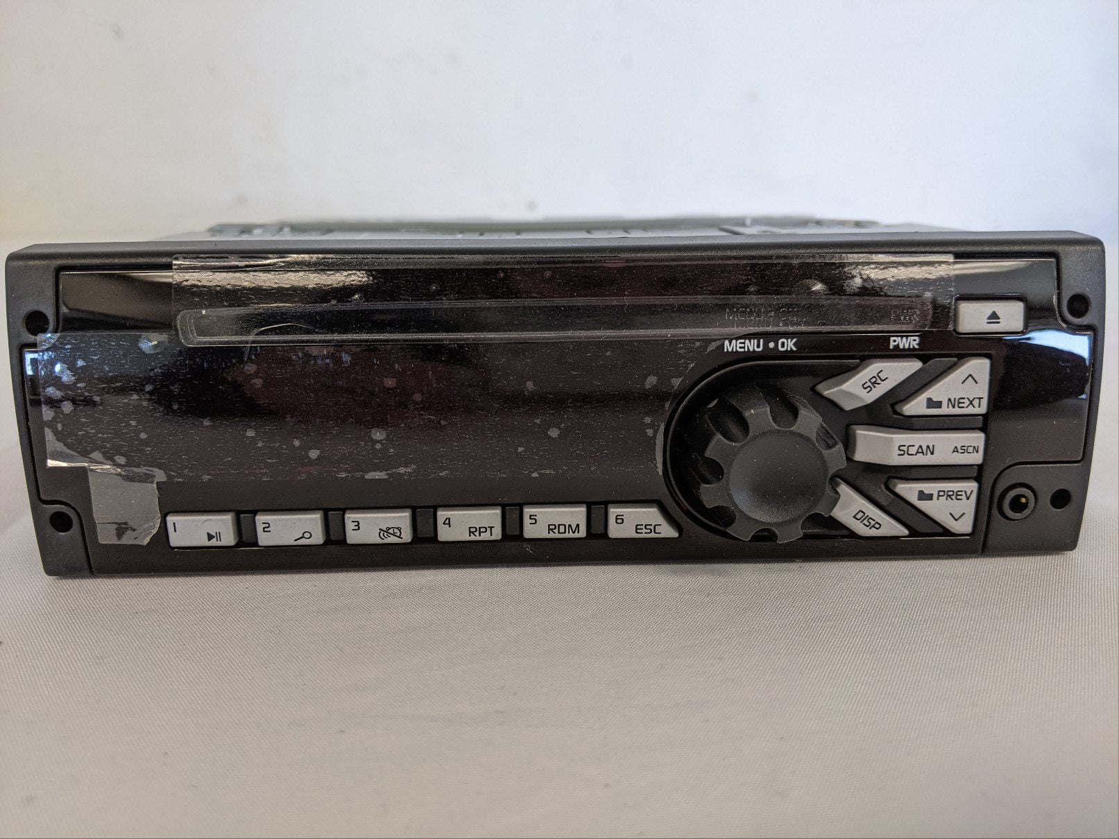 Pana Pacific AM/FM/WB/CD DEA510 Radio - P/N A22-74386-000