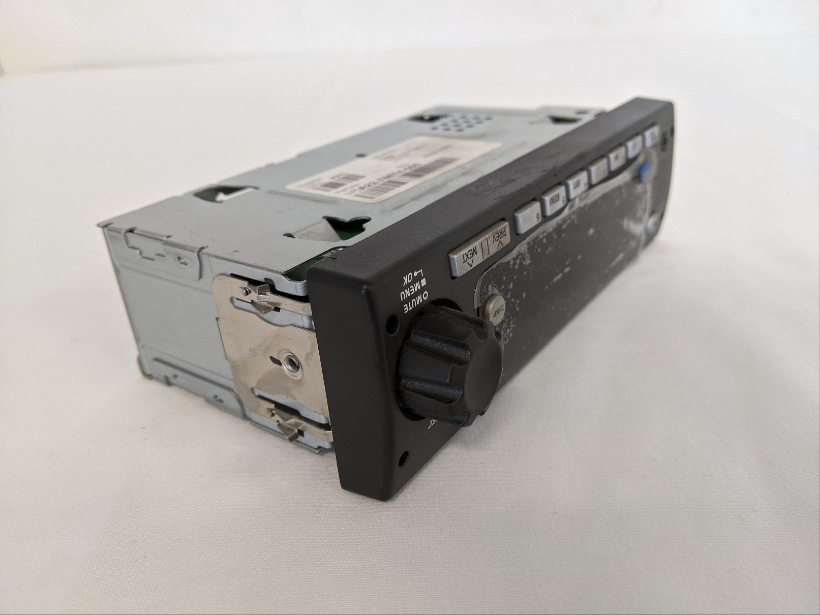 Aptiv AM / FM / WB, DEA700 Radio - P/N: A22-78674-000 (8847235711292)