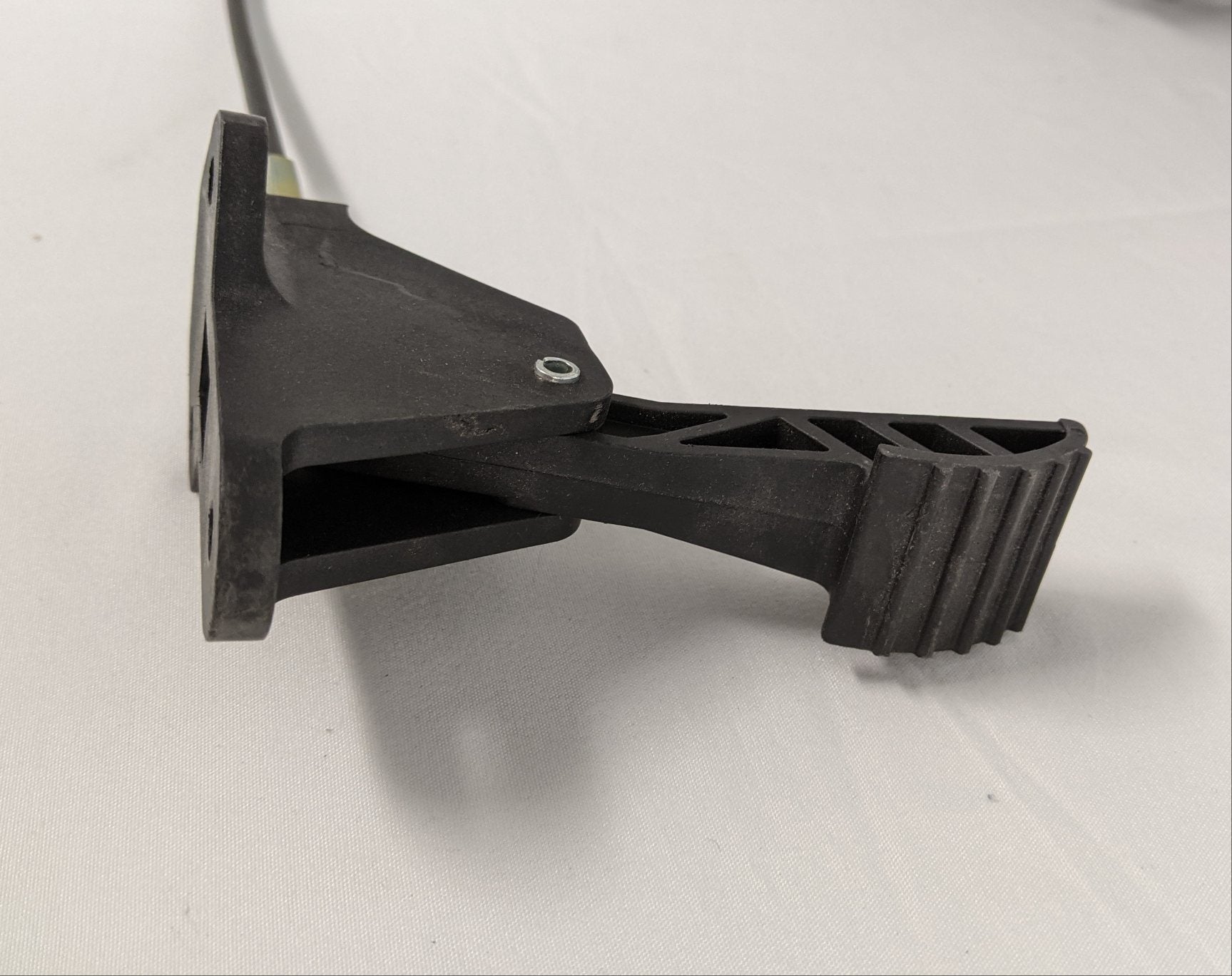 Damaged FTL Global Foot Pedal Motor Steering Column - P/N  A14-20698-000 (8850587025724)