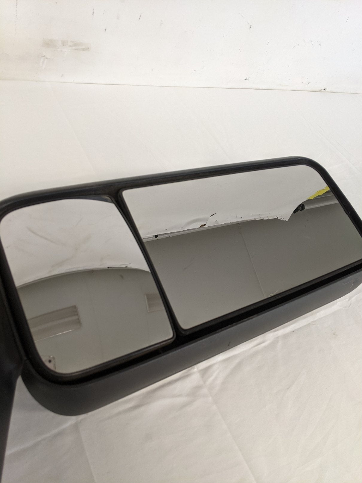 Damaged Freightliner Cascadia P4 LH Black Primary Mirror - P/N  A22-78606-000 (8847911977276)