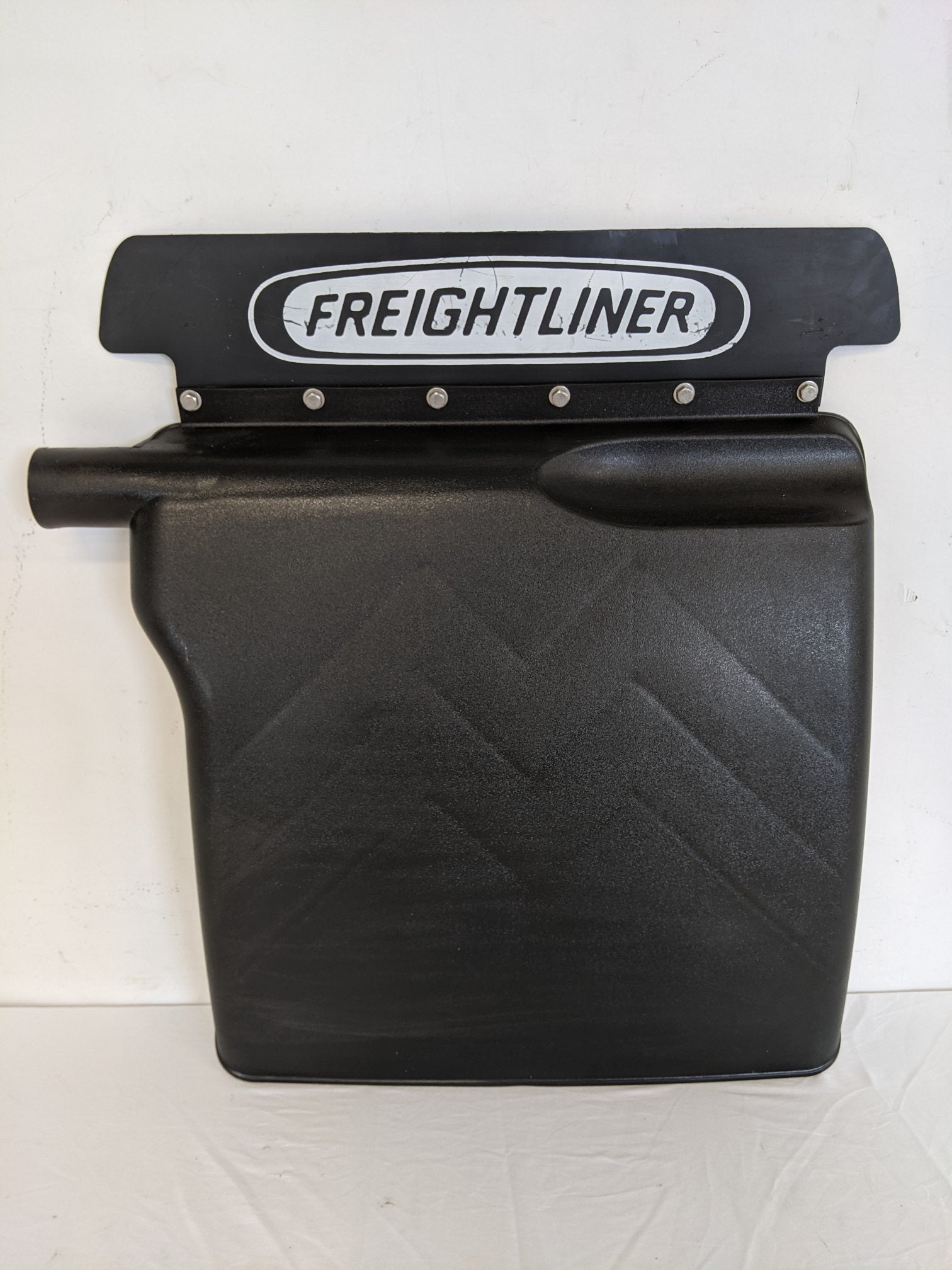 Freightliner P3 LH Rear Poly Quarter Fender (w/o Clamp) - P/N  A22-58858-002 (8898451865916)