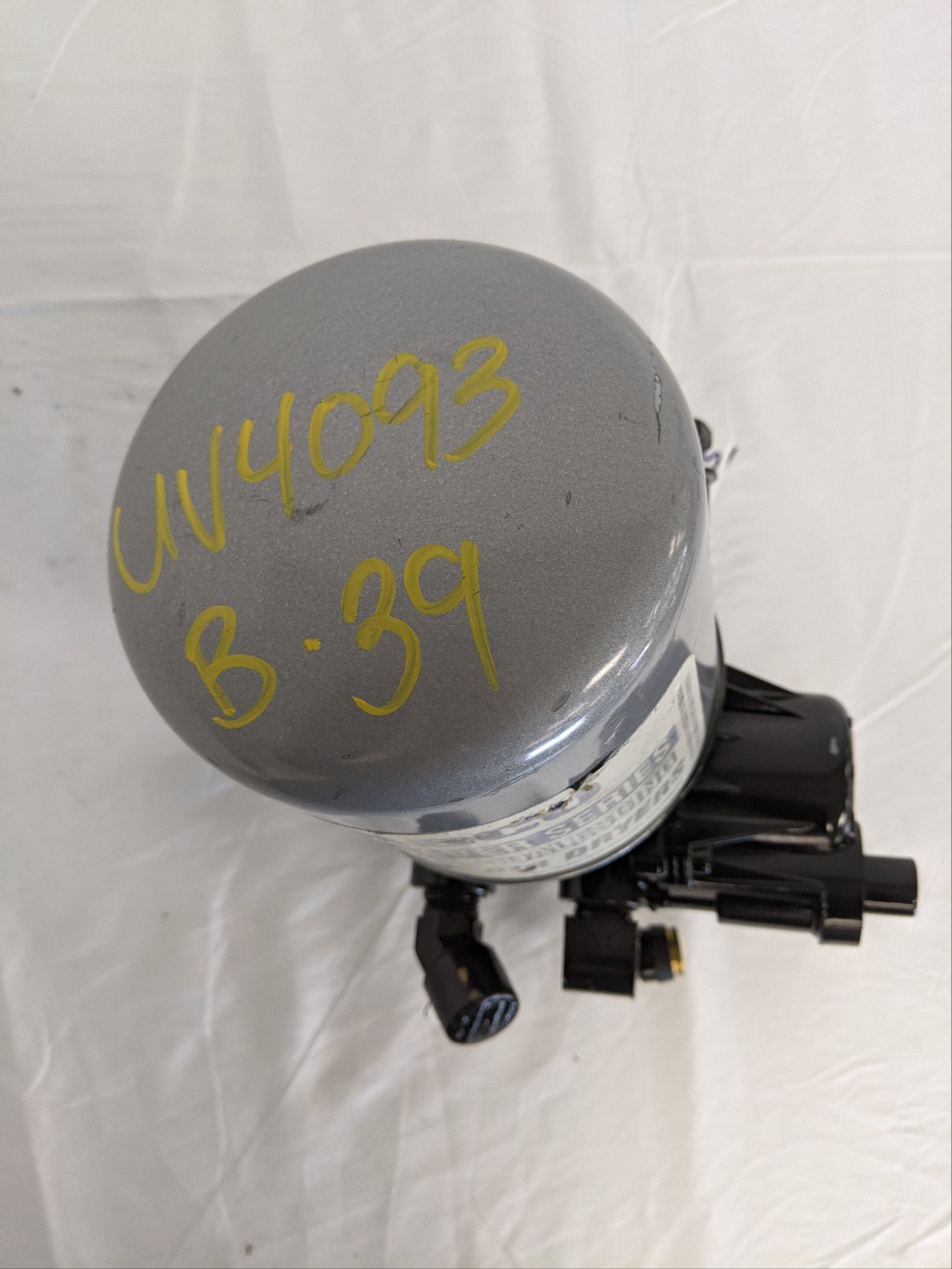 Used Wabco Single Cannister Compressed Air System Air Dryer - P/N  4324210350 (8905131852092)