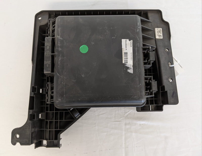 Used Freightliner 12 V Main Power Distribution Module - P/N A66-22300-000 (8939757863228)