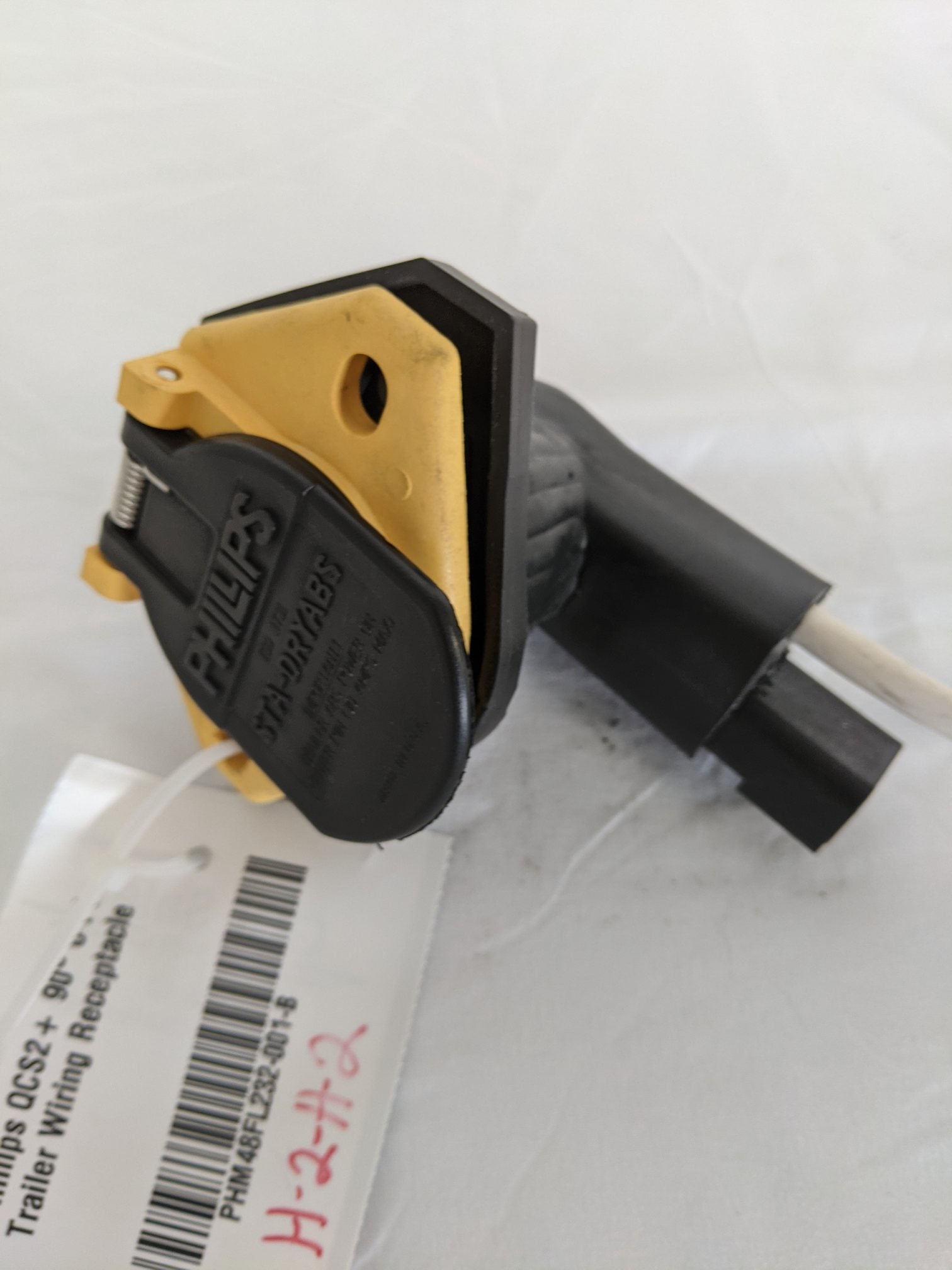 Phillips QCS2+ 90° 6-Pin Trailer Wiring Receptacle - P/N PHM 48FL232 001 (8983674585404)