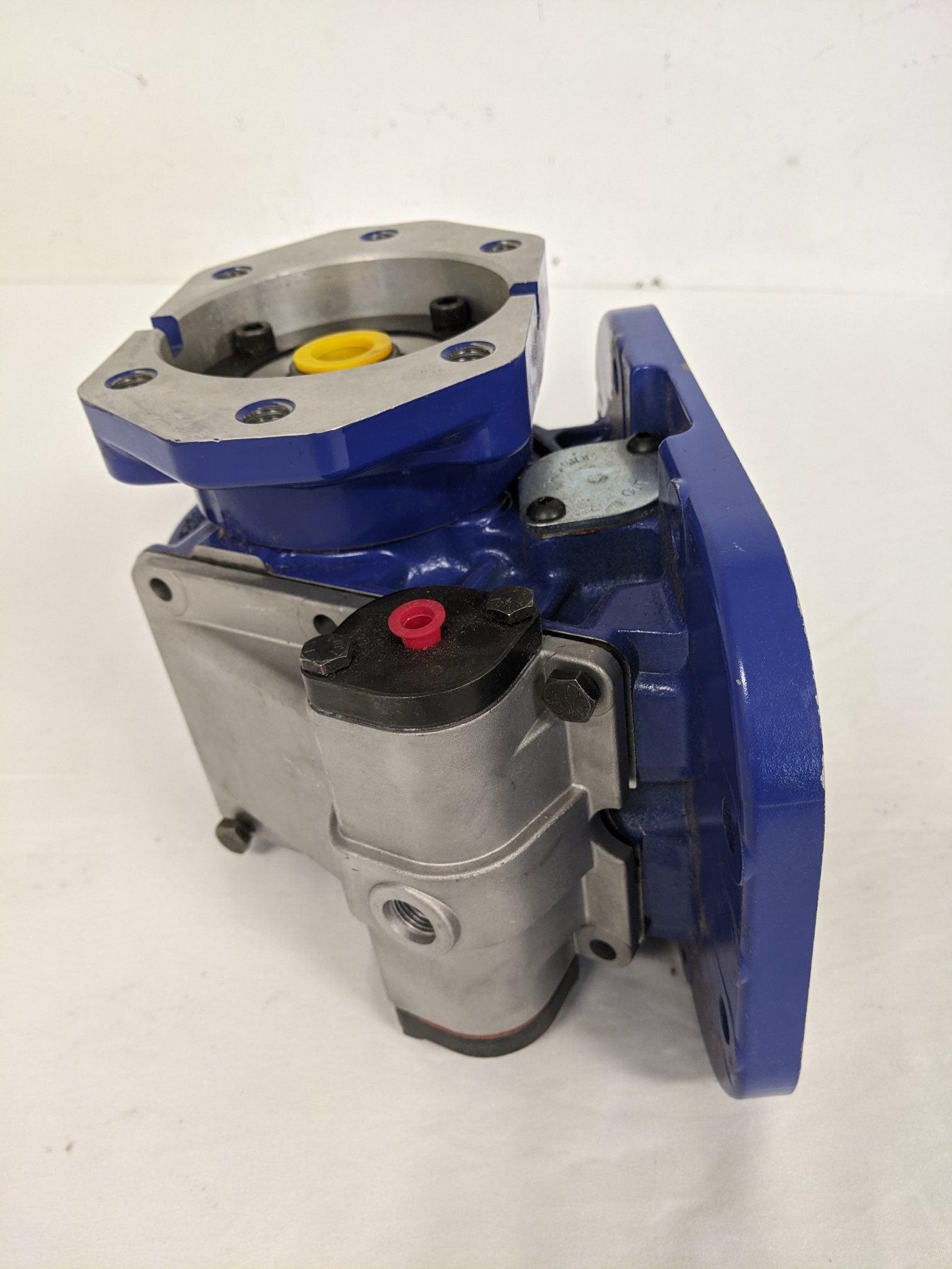 Muncie 8 Hole TG Series (PTO) Power Take Off - P/N MPM TG8SU6808P1KX (8993247953212)