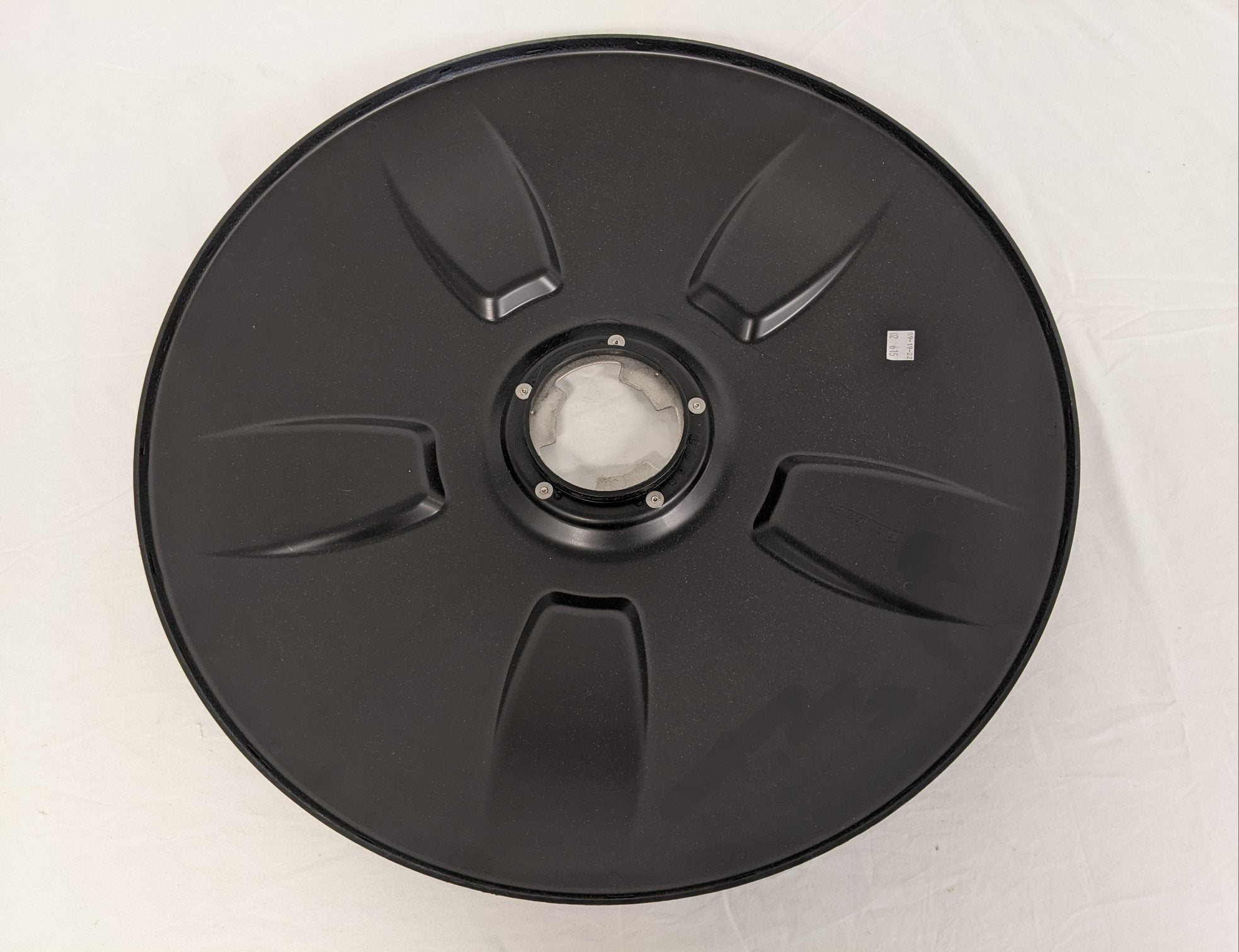 Flow Below™ Standard Dual Black Wheel Cover Kit - P/N A22-74255-037