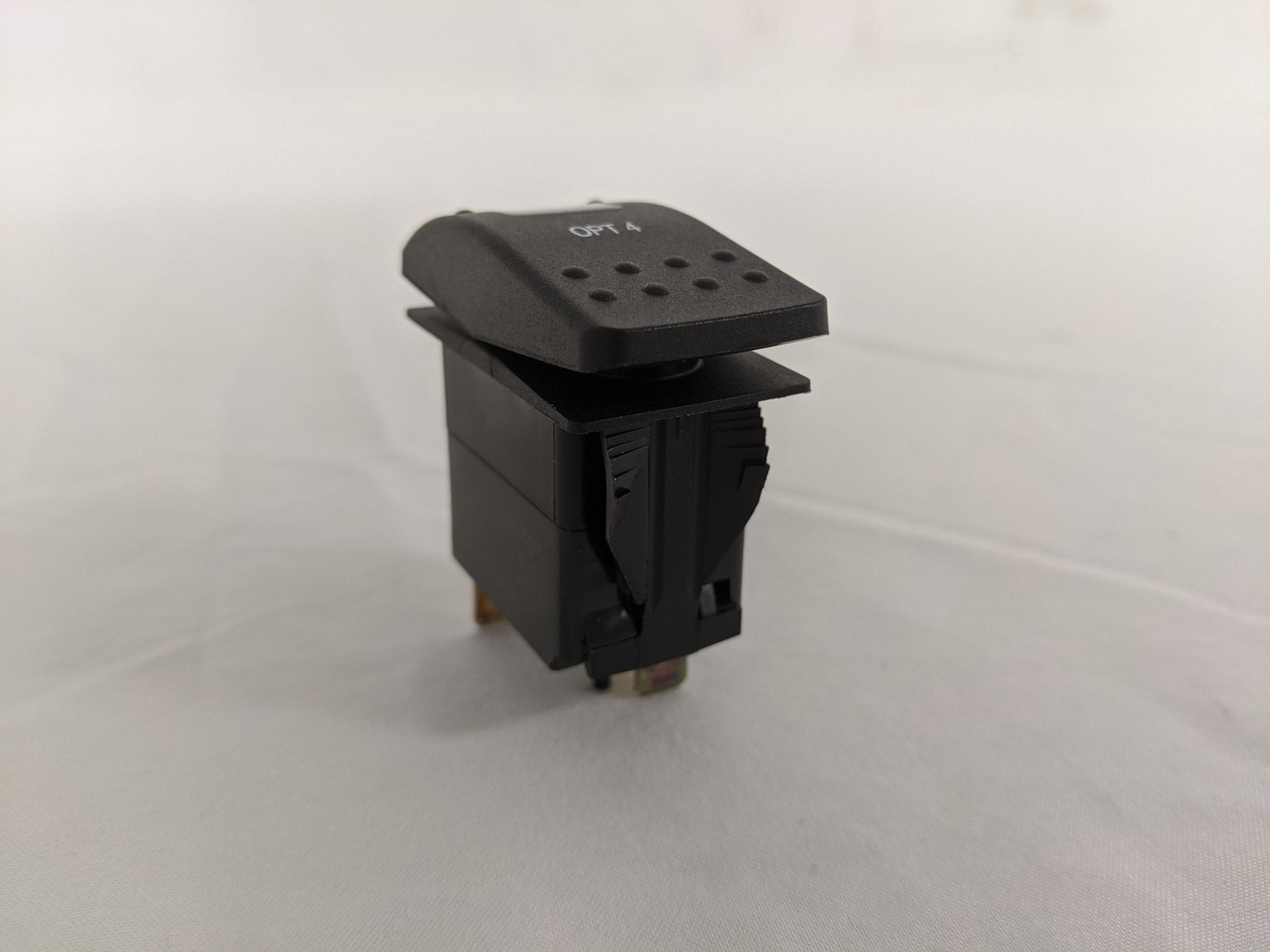 Carling Tech OPT 4 3PM Rocker Switch - P/N A66-02160-081