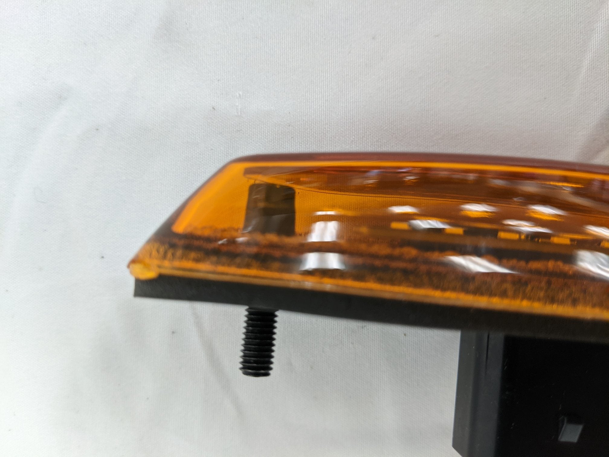 *Short Stud* Western Star 49X LED Fender MTD Marker Lamp - P/N A66-10531-000 (9047680155964)