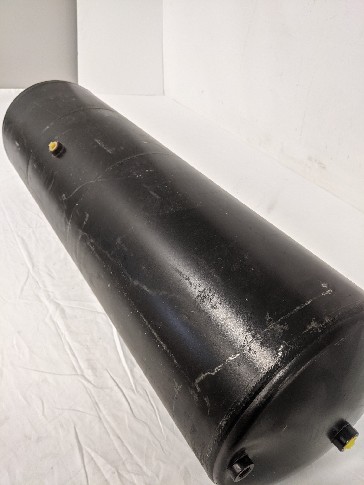 Freightliner Triple 12" Steel Air Tank - P/N  12-18861-001 (6831512813654)