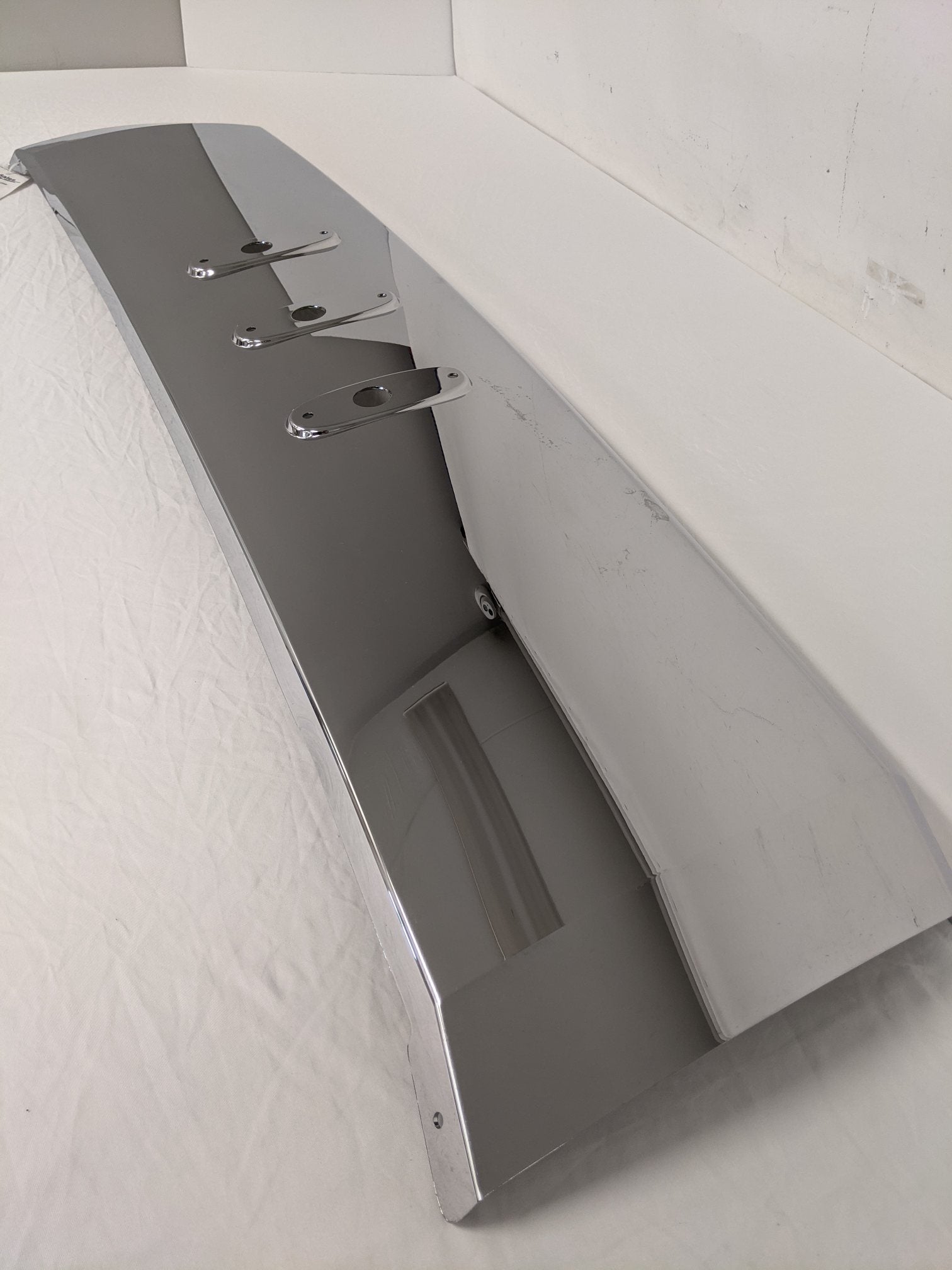 Freightliner Argosy Sun Visor Assembly - P/N: A22-68106-002