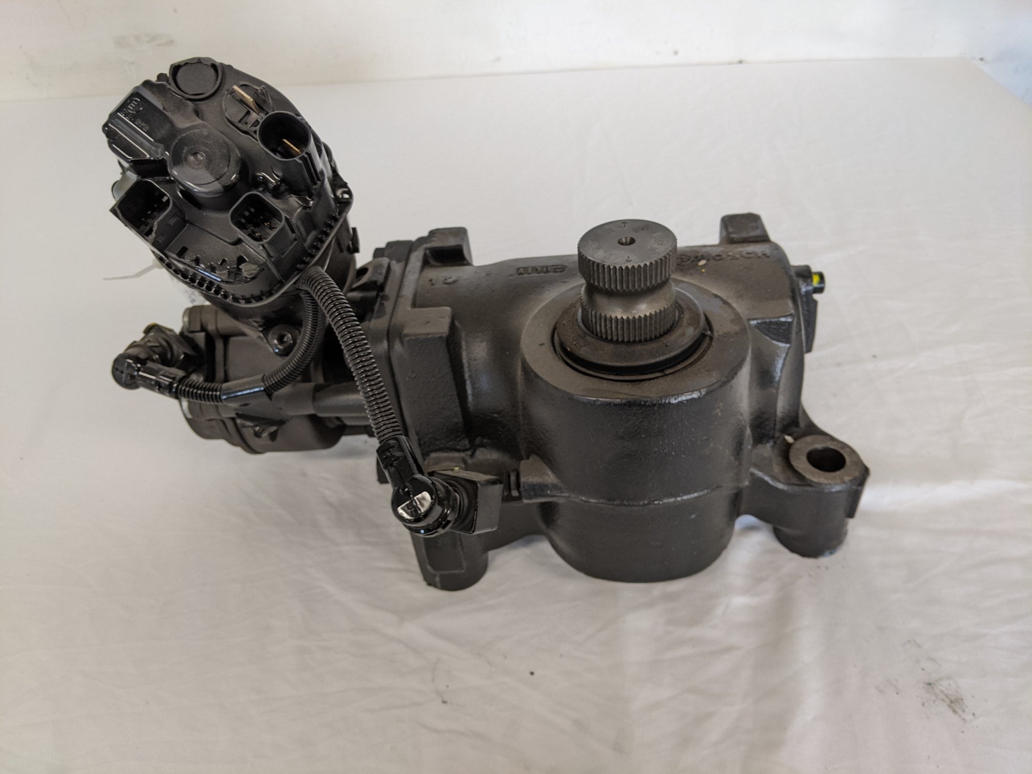 Damaged Bosch Steering Gear Assembly - A14-20826-000 (9073708695868)