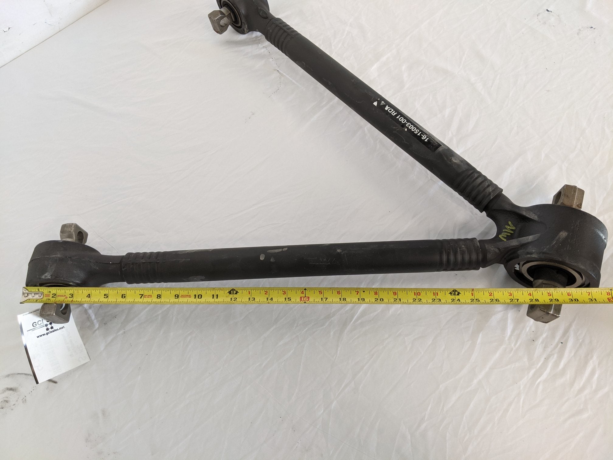 Freightliner TufTrac 46-52K 60" Axle Spacing Rear V Rod - P/N 16-15003-001 (9058607333692)