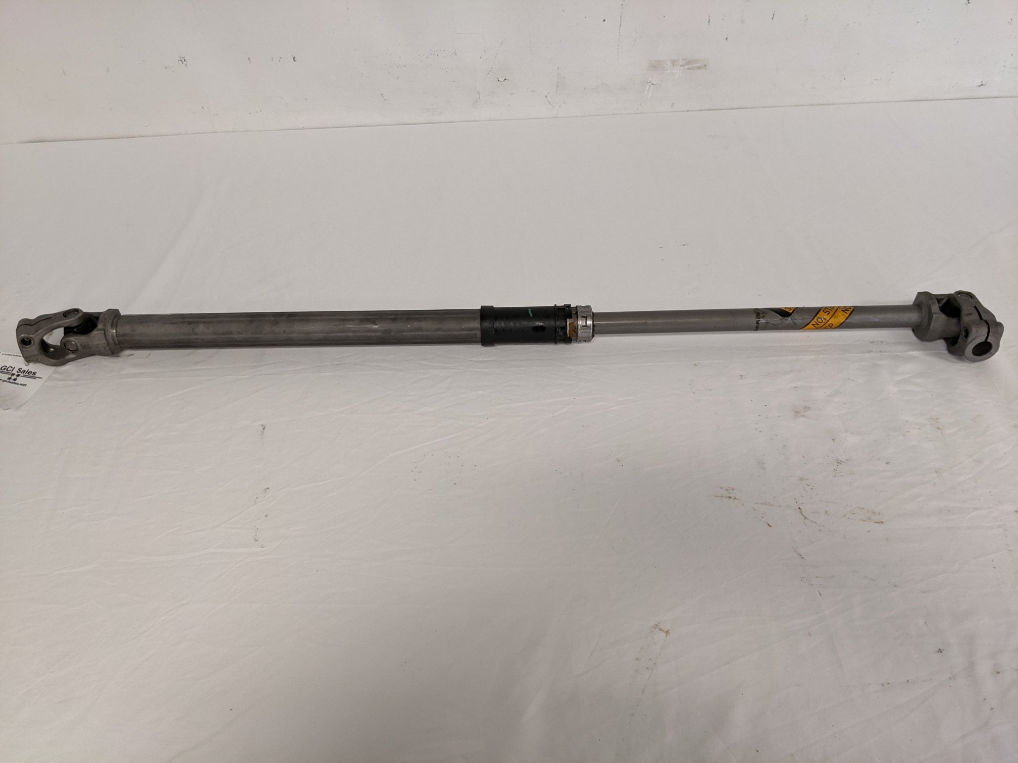 Used Western Star Universal Lower Steering Gear Shaft - P/N 14-18150-006 (9070349386044)