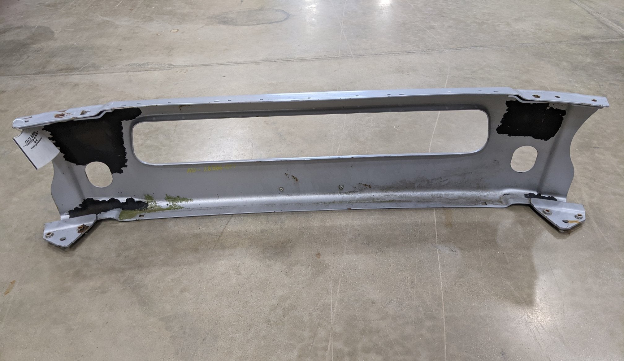 Used Freightliner M2 Gray Steel Center Bumper Piece - P/N A21-28386-016 (9059037544764)