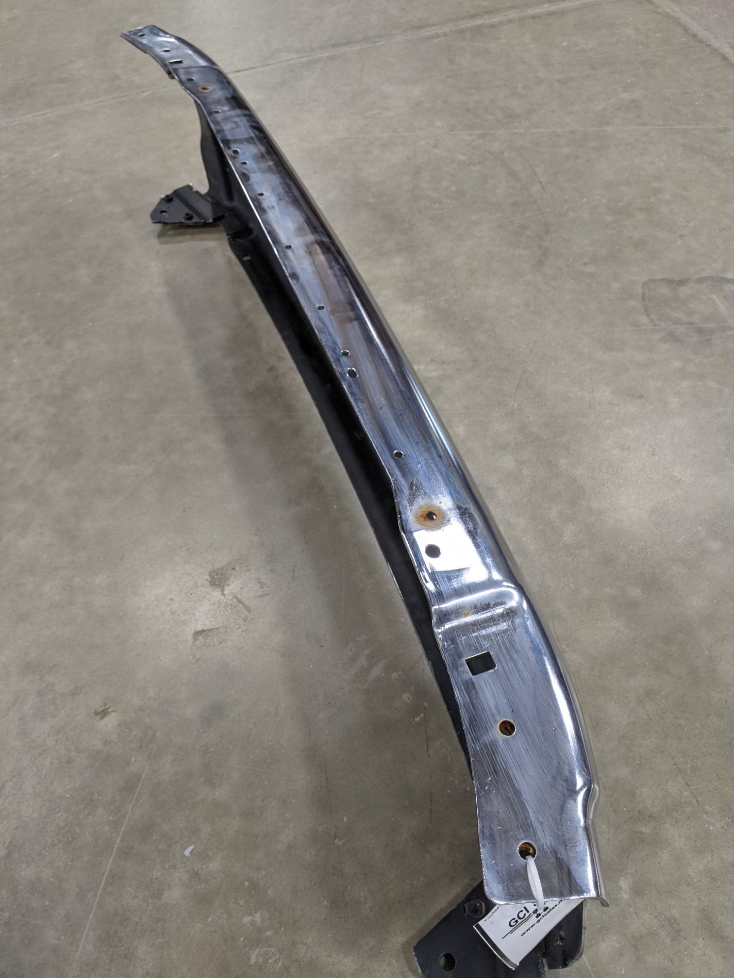 *Scratched* Freightliner M2 w/o License Chrome Center Bumper - P/N A21-28177-001 (9073698210108)