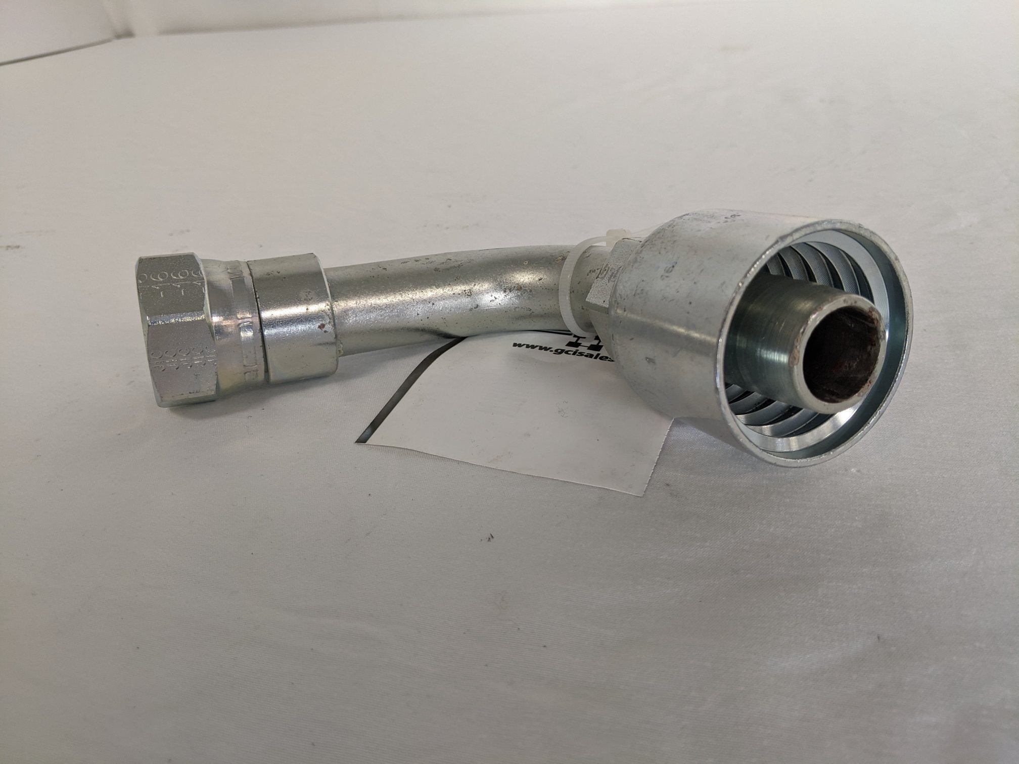 Parker 90° Elbow Long Drop Hydraulic Hose Fitting - P/N  14171-16-16 (9061221171516)