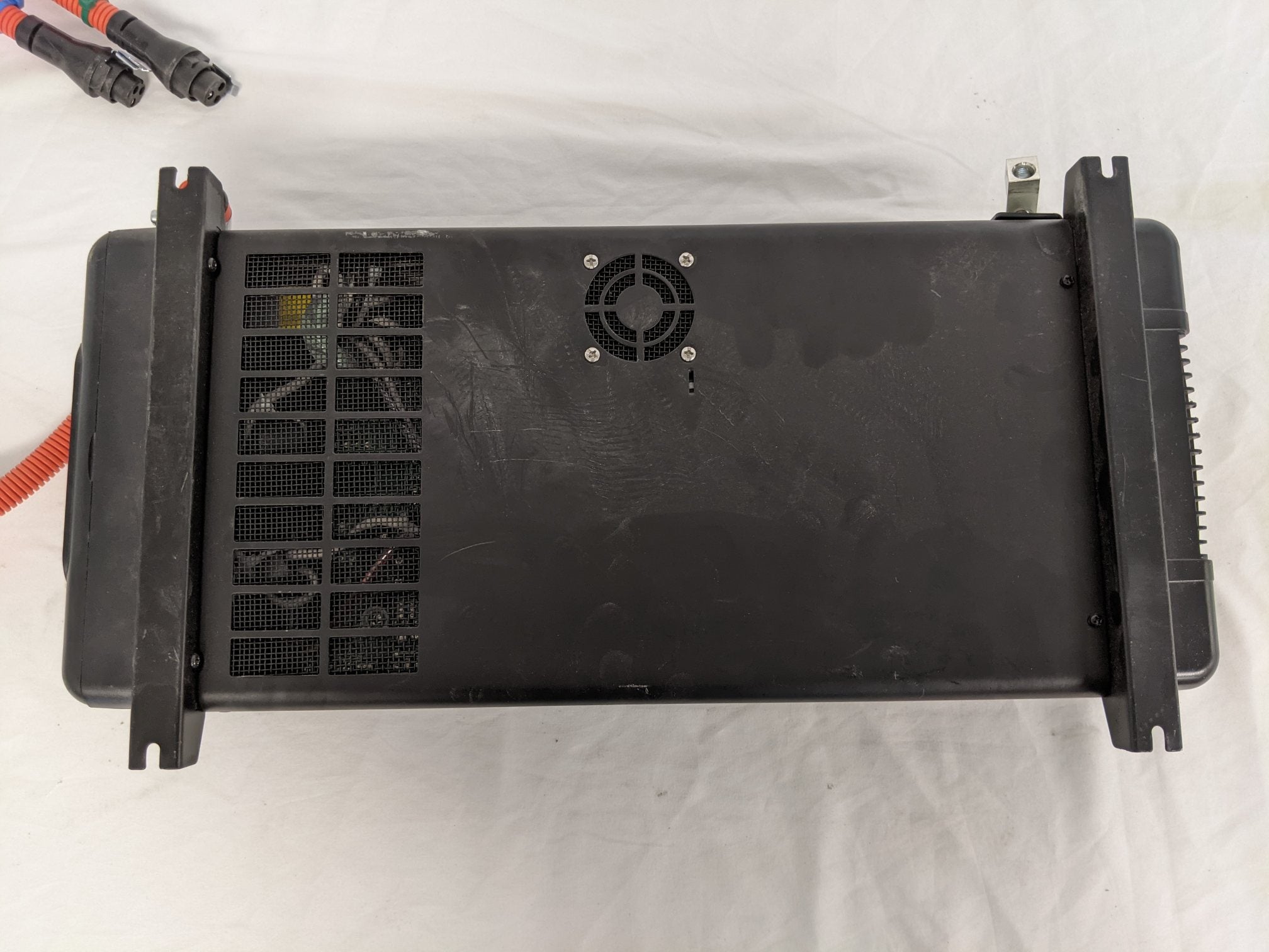 Used Eaton 12.1 V 1800W No Charge Inverter - P/N  A66-06279-001 (8077689422140)