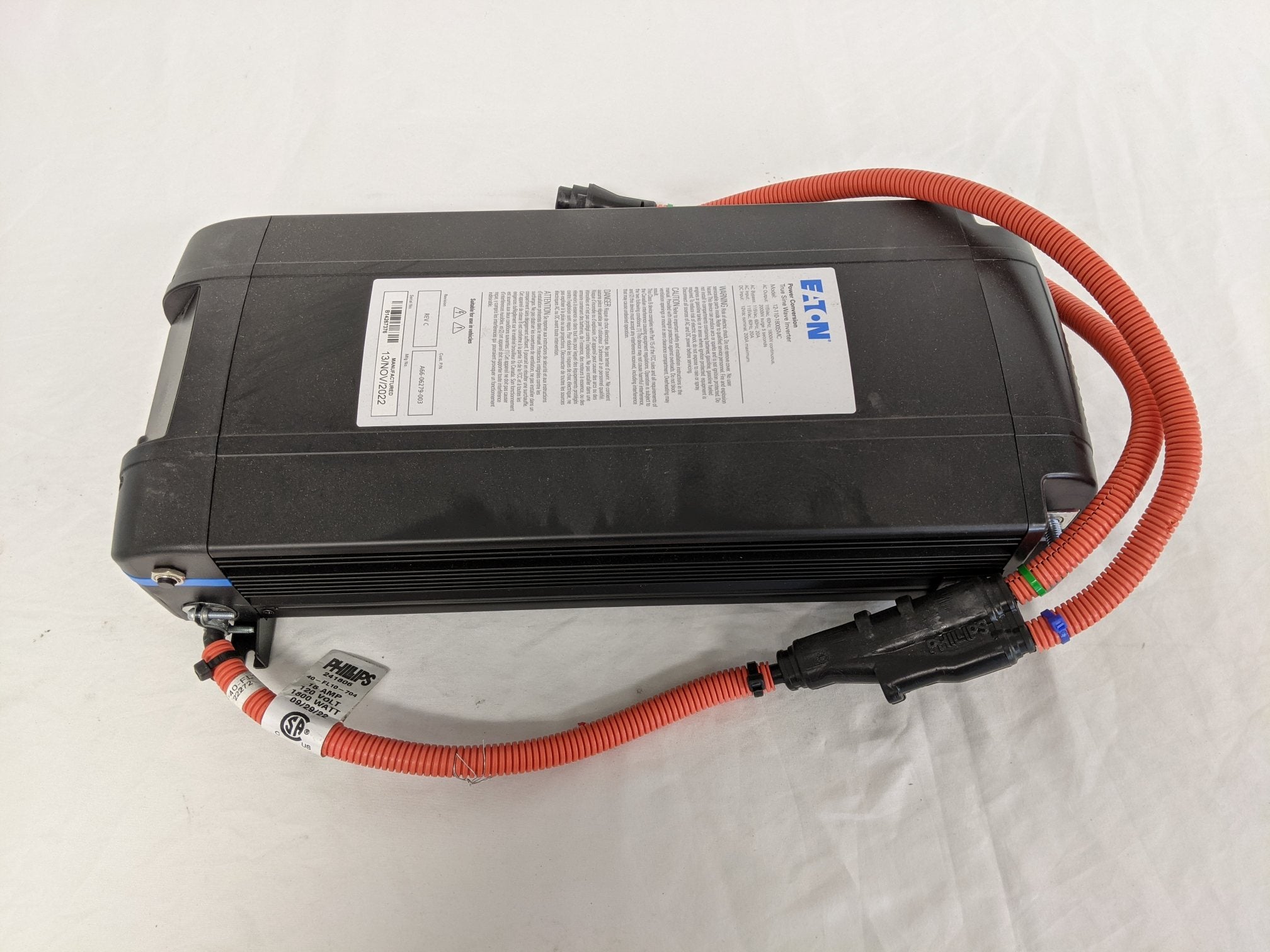 Used Eaton 11.8 V 1800W No Charge Inverter - P/N A66-06279-003 (8003060728124)