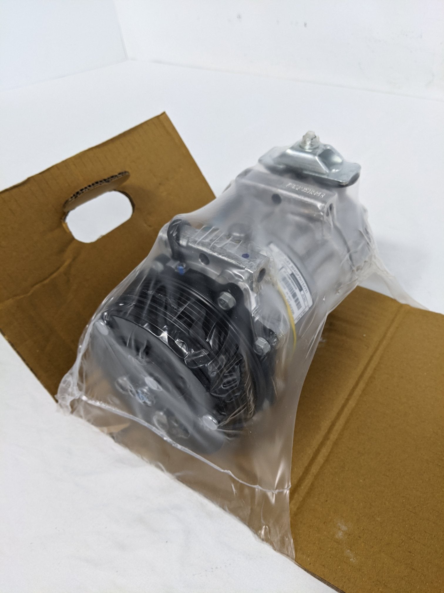 Alliance 12V 7H DM A/C Compressor - P/N ABP N83 304QP7H154731 (9095453540668)