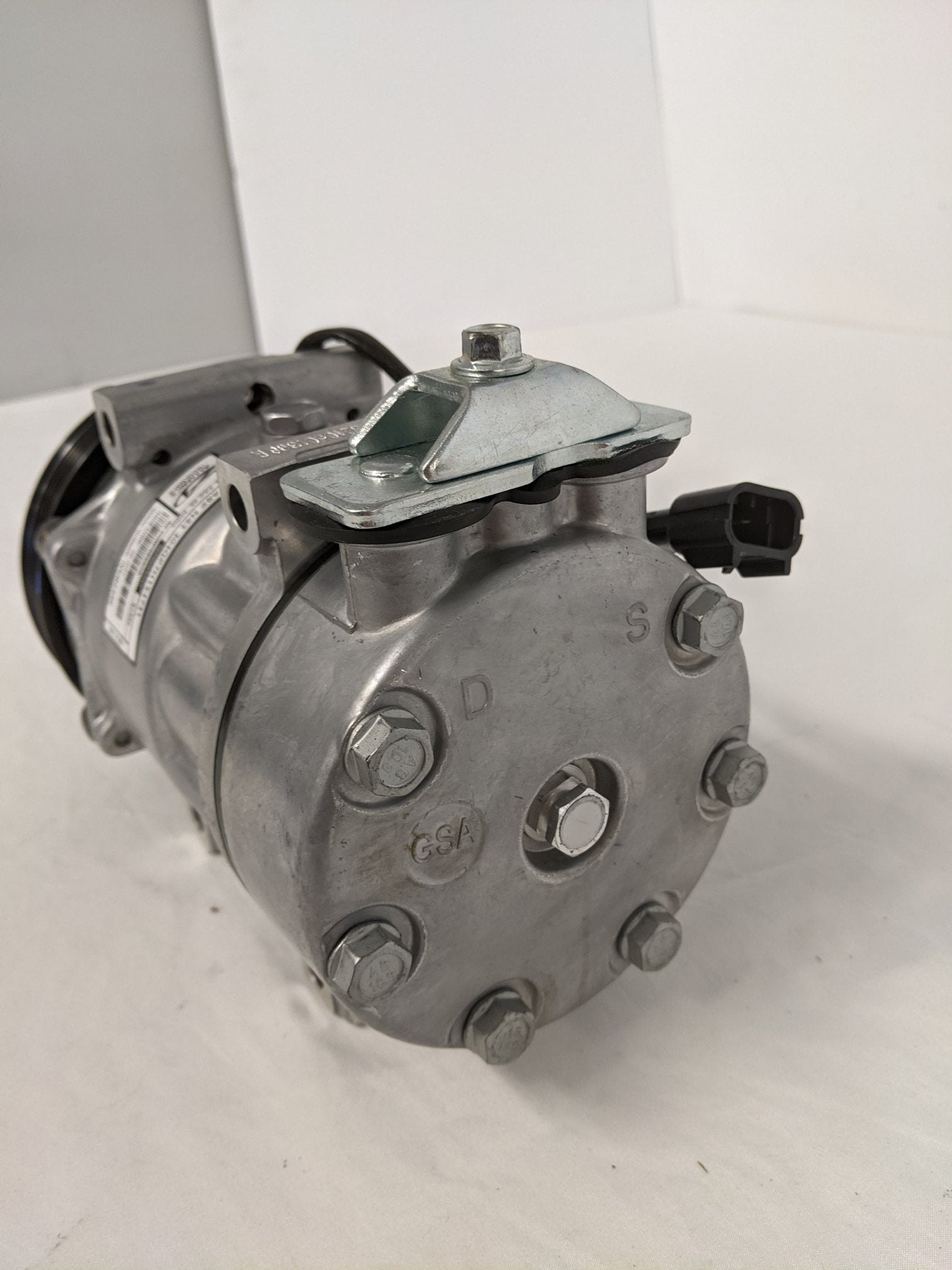 Alliance 12V 7H DM A/C Compressor - P/N ABP N83 304QP7H154731 (9095453540668)