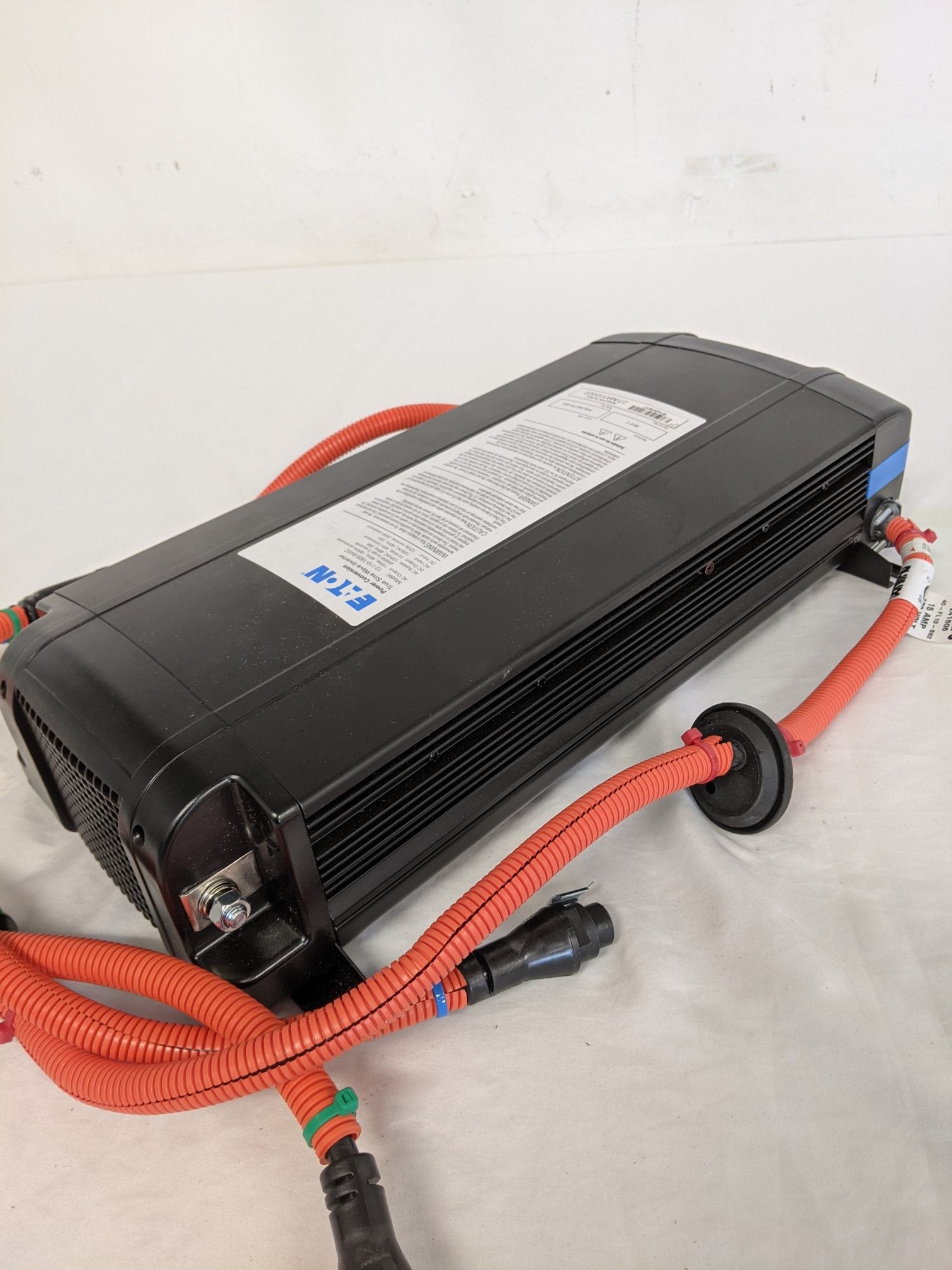 Used Eaton 1800W True Sine Wave Inverter - A66-06279-000 (9082527875388)