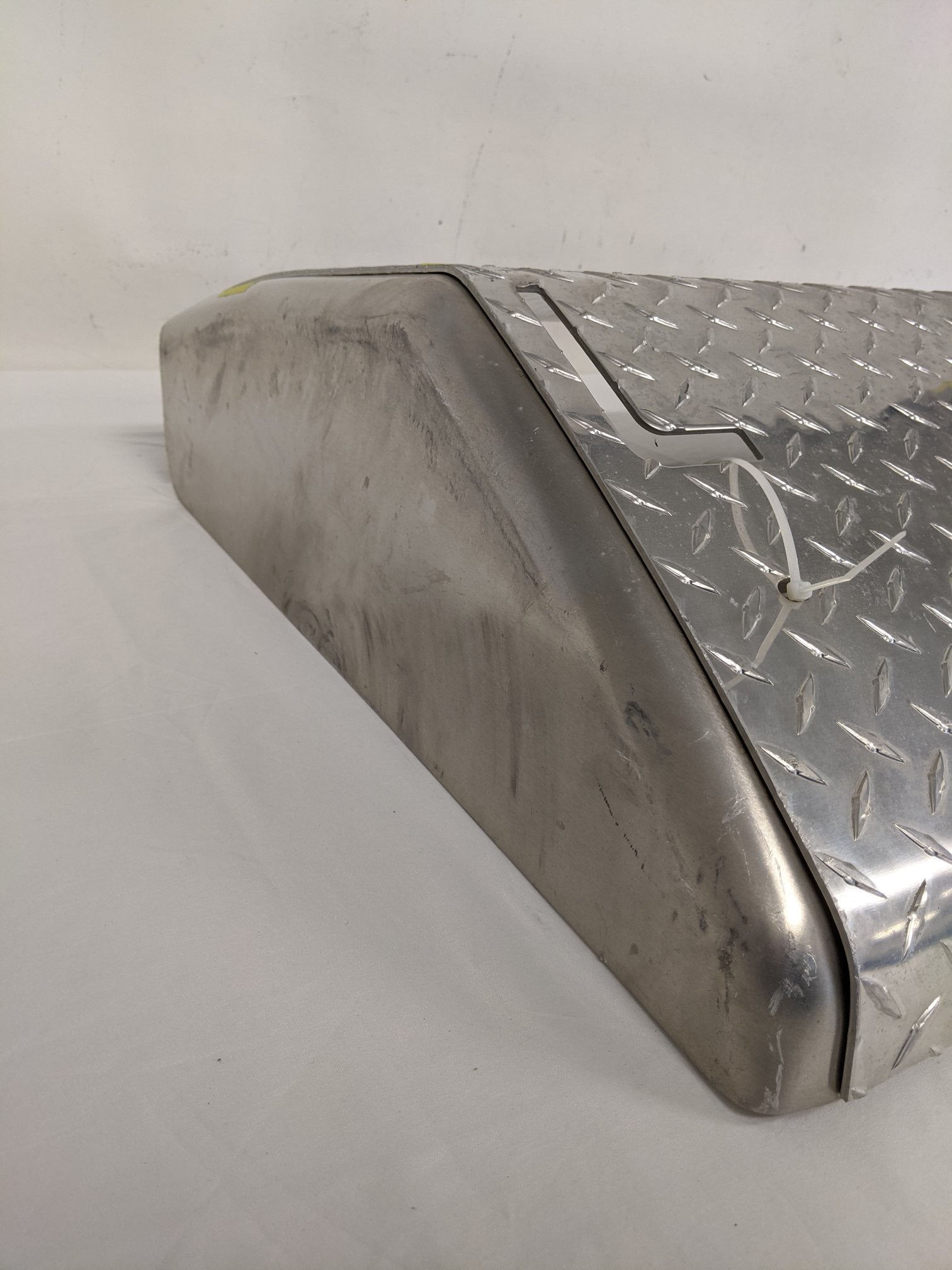 Freightliner 39.61" Plain Aluminum ATD Battery Box Cover - P/N A06-75749-024 (9084666216764)