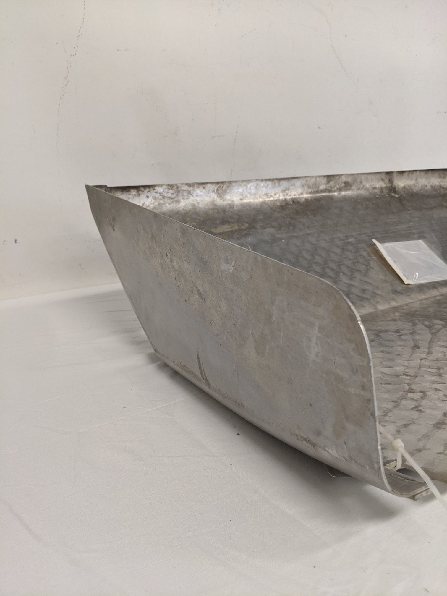 Used Freightliner 39.61 Inch Plain ATD Battery Box Cover - P/N A06-75749-024 (9084651471164)