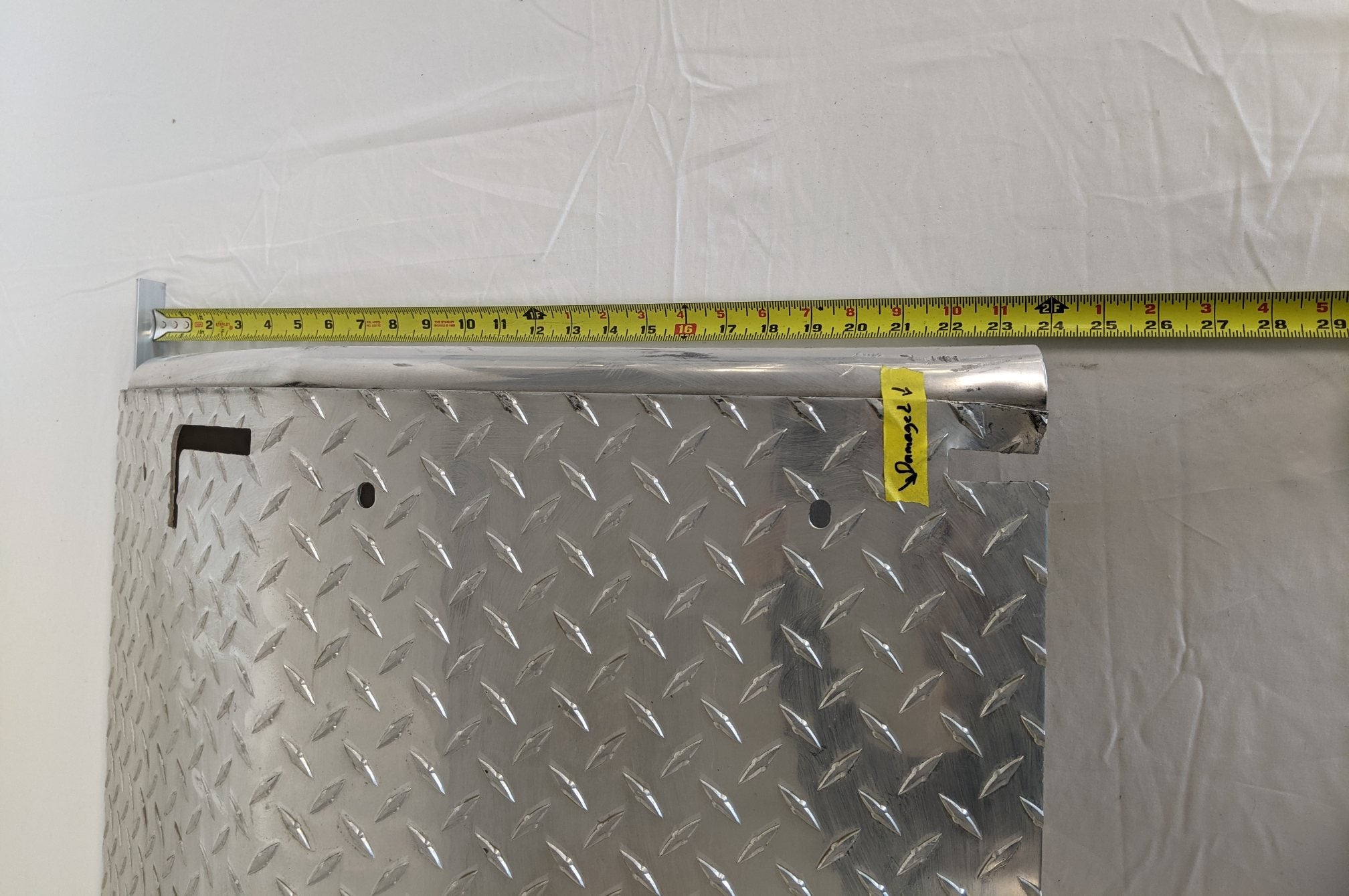 Damaged Freightliner 39.61" Polished Battery Box Cover - P/N A06-75749-043 (9094483902780)
