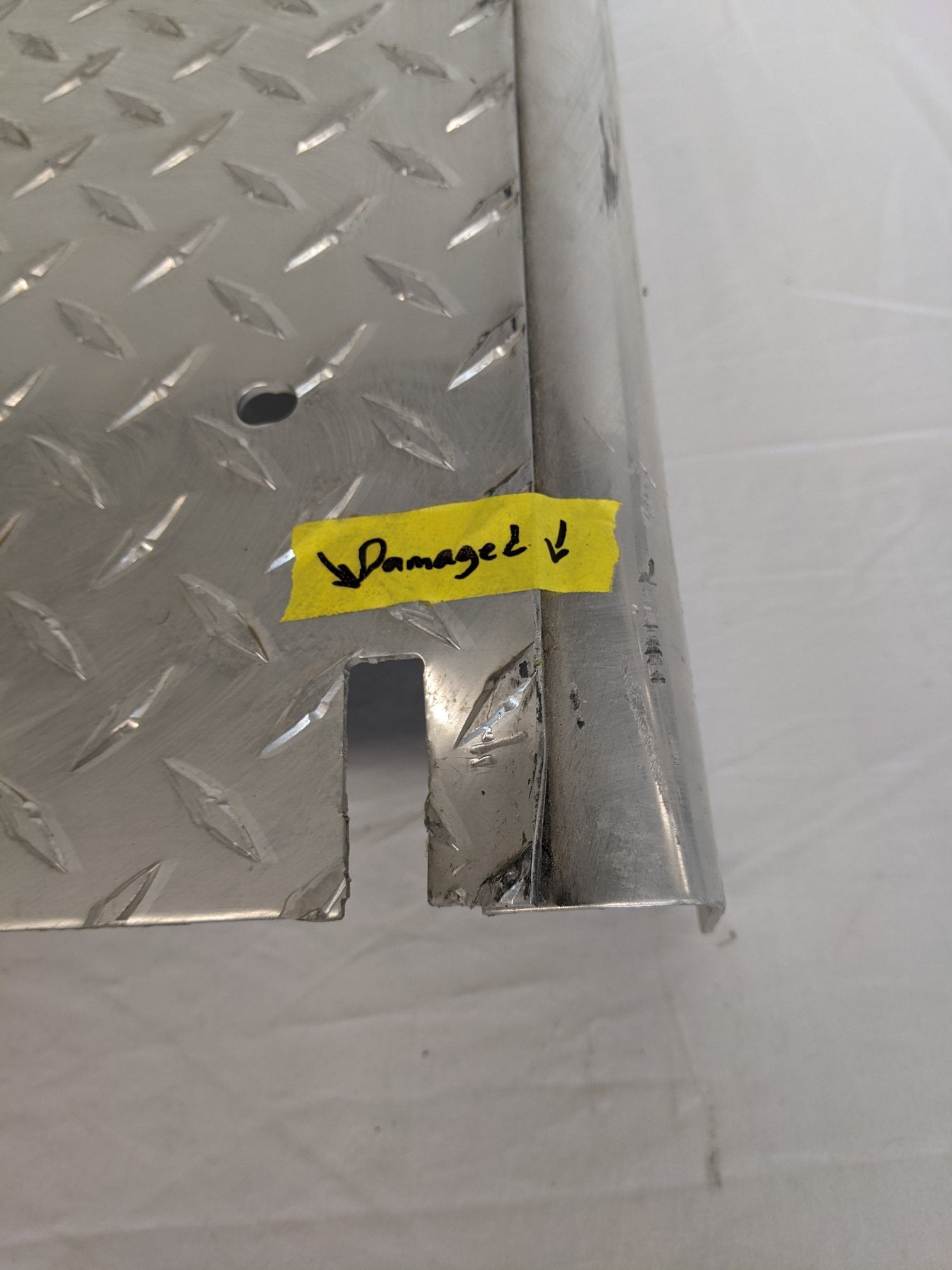 Damaged Freightliner 39.61" Polished Battery Box Cover - P/N A06-75749-043 (9094483902780)