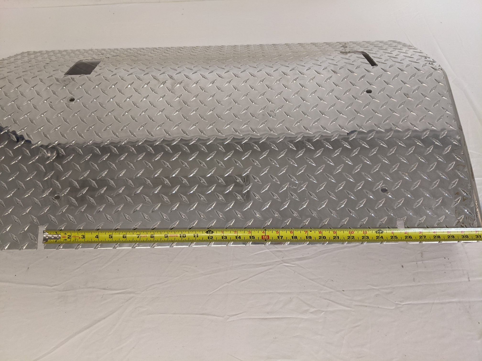 Used Freightliner 41.57" Plain Aluminum ATS Cover - P/N A06-75749-032 (9091189375292)