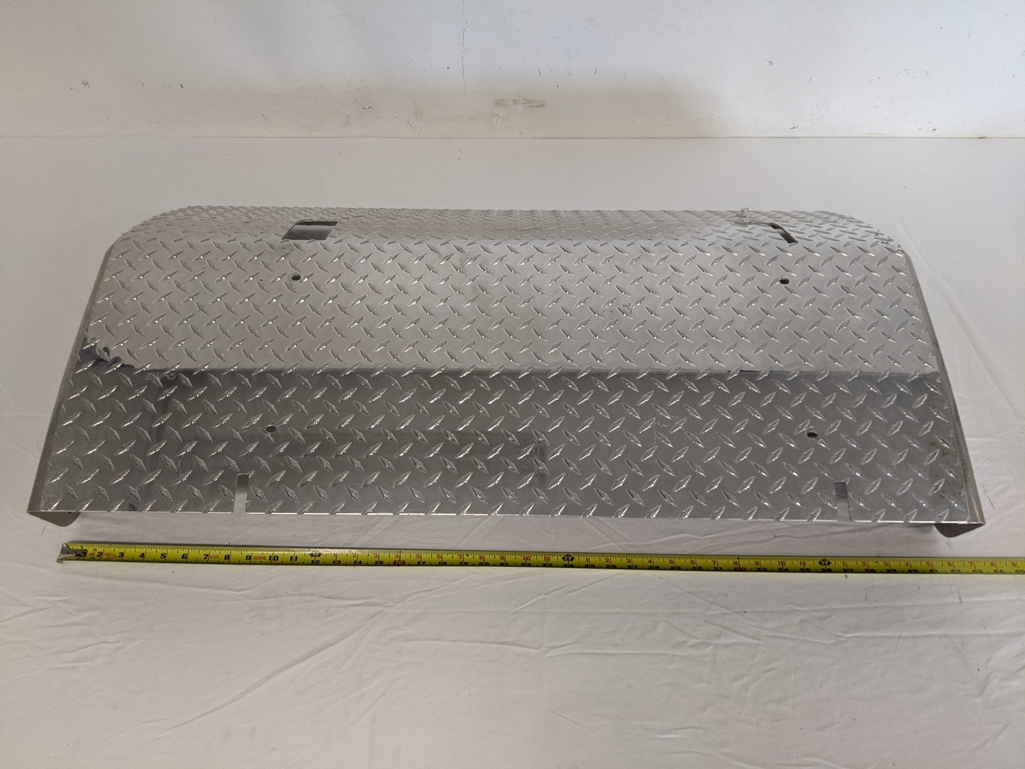 Used Freightliner 41.57" Plain Aluminum ATS Cover - P/N A06-75749-032 (9091189375292)