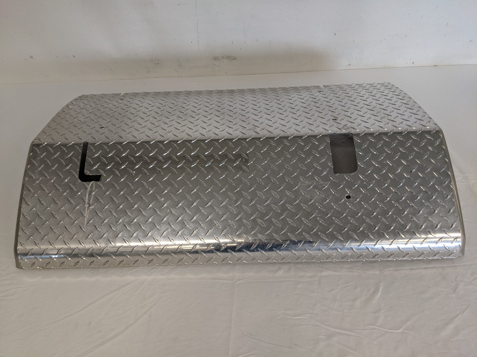 Used Freightliner 41.57" Plain Aluminum ATS Cover - P/N A06-75749-032 (9091189375292)