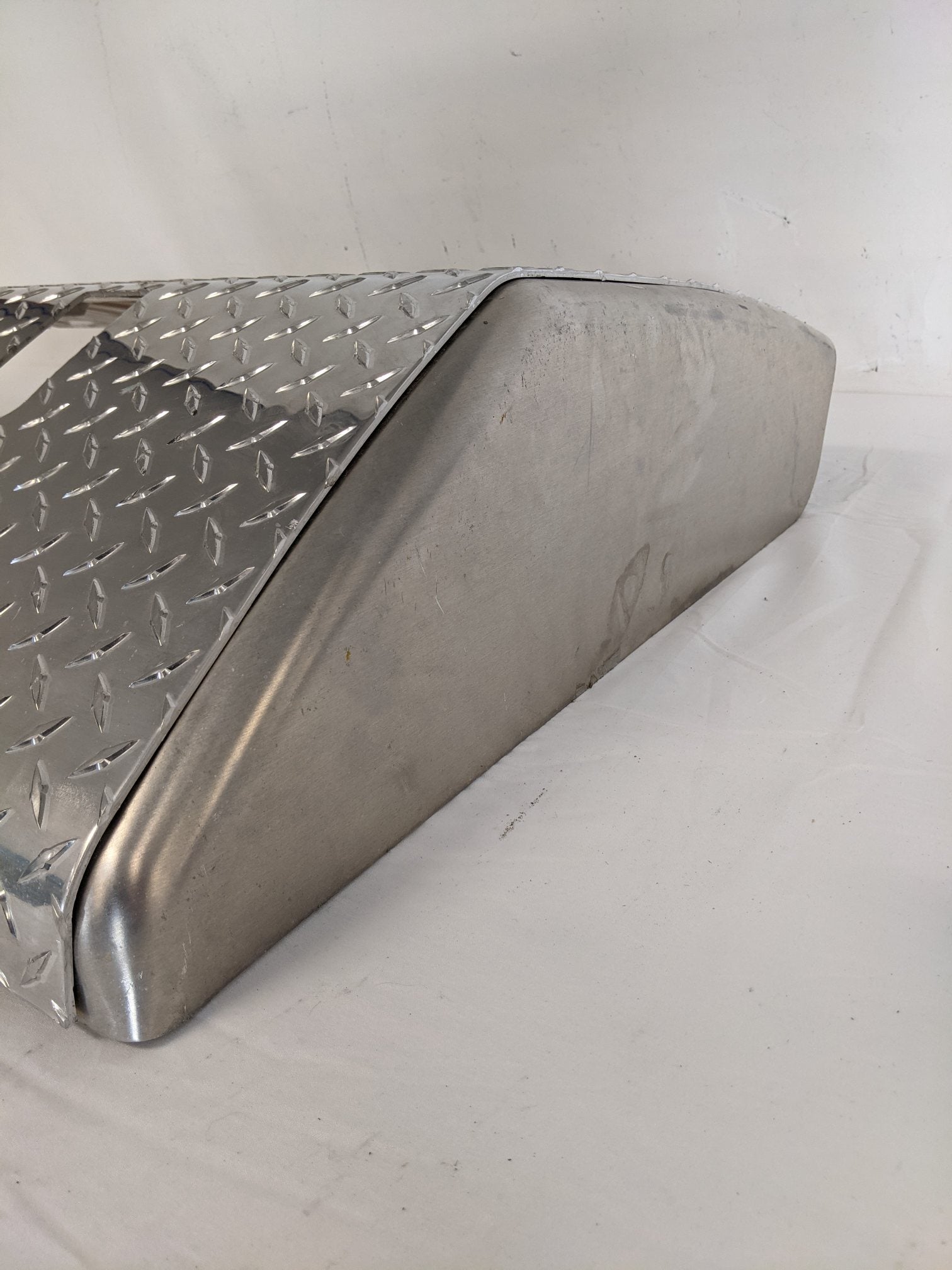 Used Freightliner 41.57" Plain Aluminum ATS Cover - P/N A06-75749-032 (9091189375292)