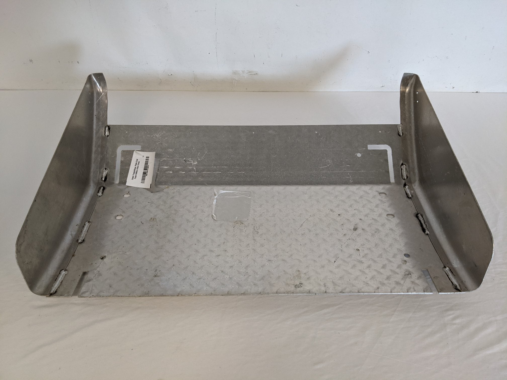 Used Freightliner 35.63" Plain Aluminum Battery Box Cover - P/N A66-05875-000 (9100800622908)