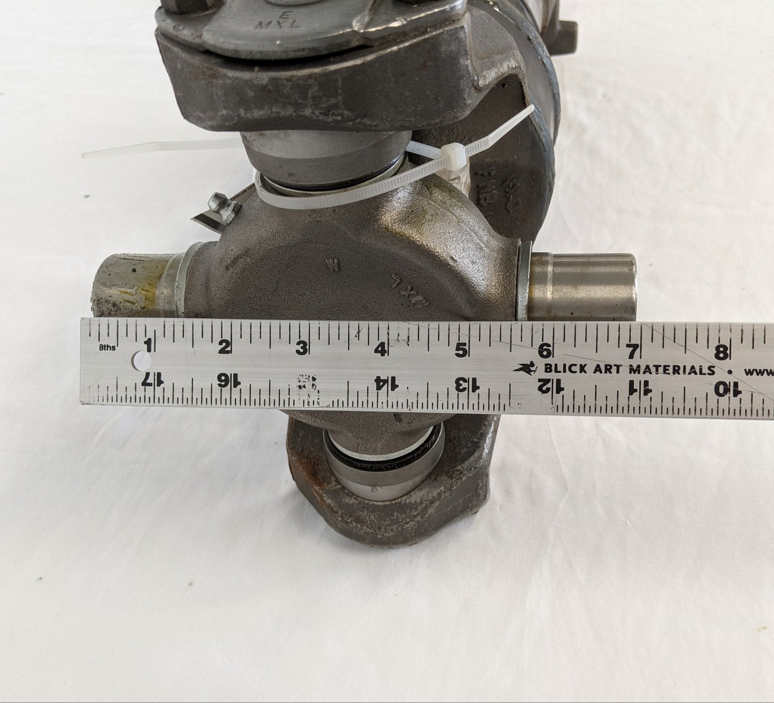 Freightliner Behind Main Transmission Driveline Assembly - P/N  18XNS071B021 (9099950850364)