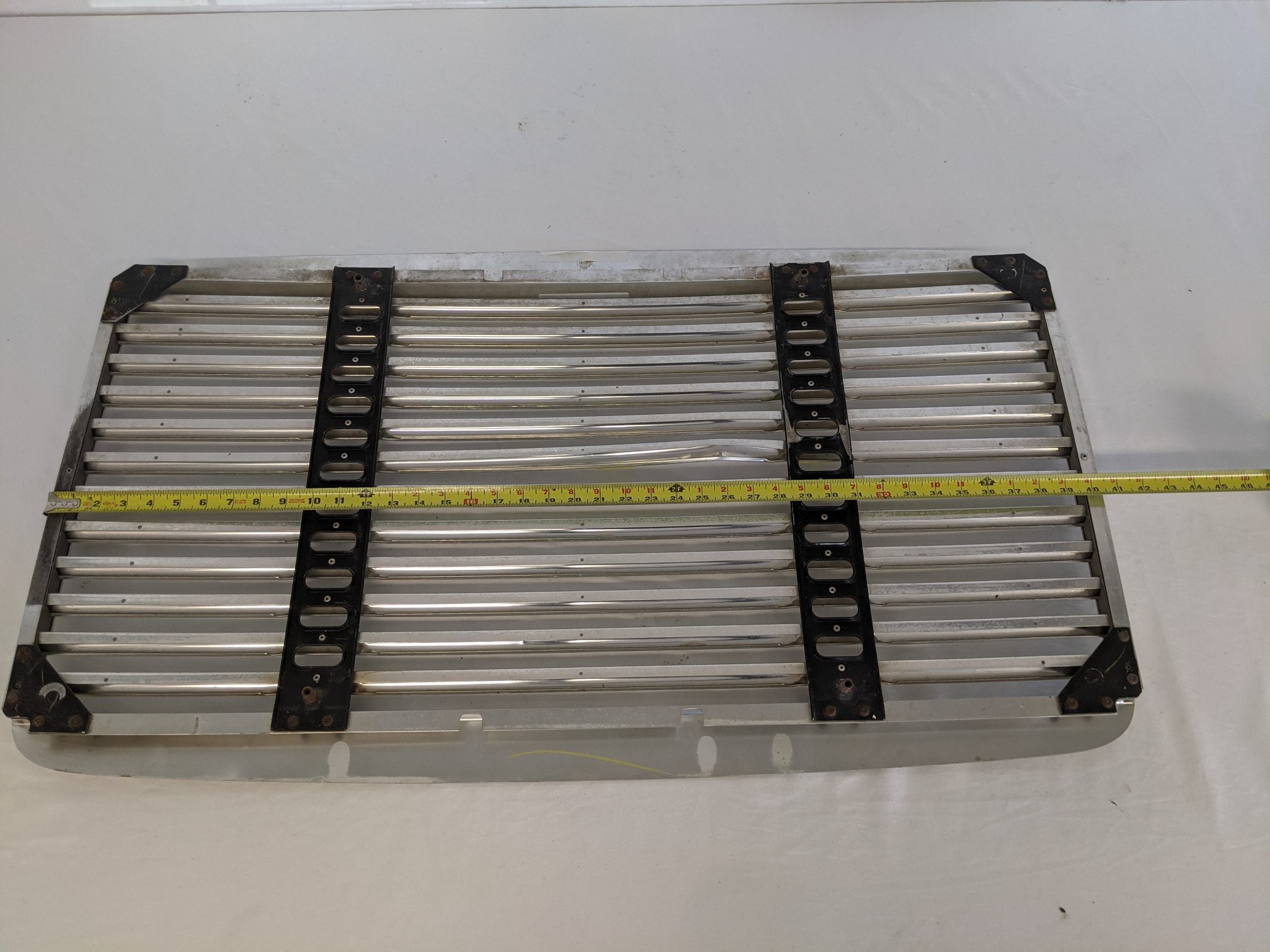 Used Freightliner Century Class Alum. Grille w/o Bug Screen P/N: A17-12641-000 (3939745071190)